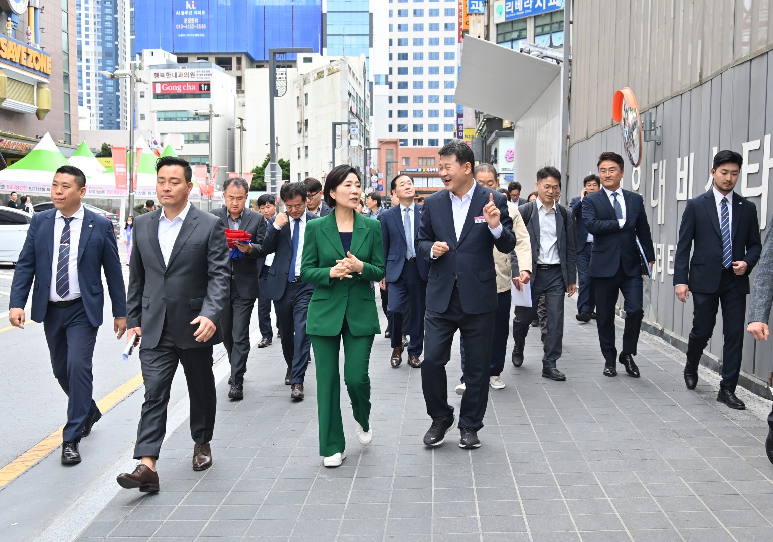 오영주 중기부 장관 해운대시장 방문 17