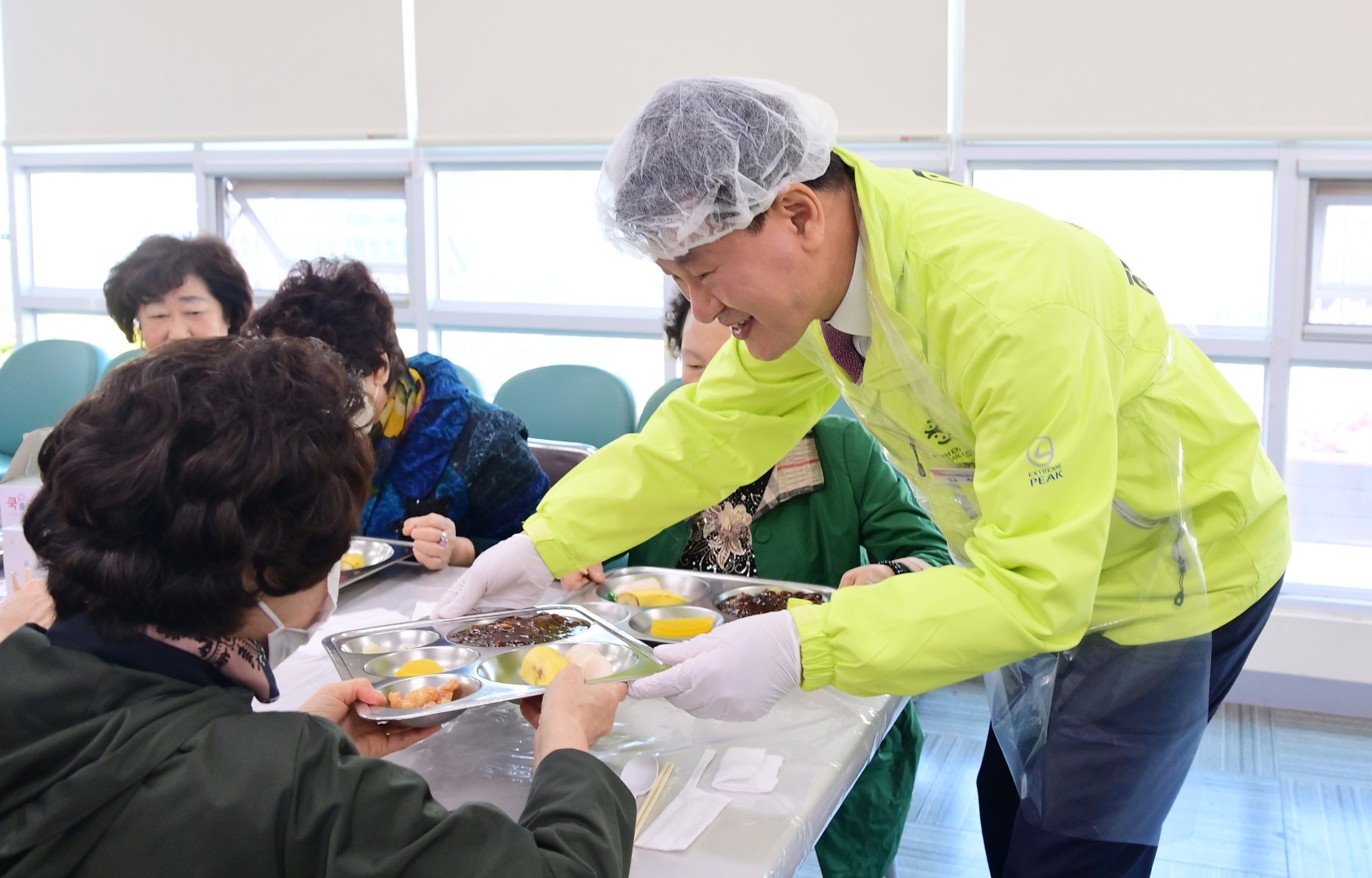 짜장면 나눔 행사 경로식당 봉사활동 14