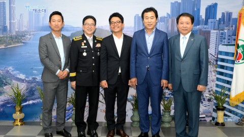 개그맨 김준호 방문