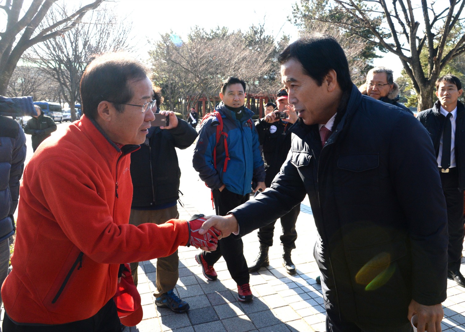부산시장 경남도지사 장산회동 1