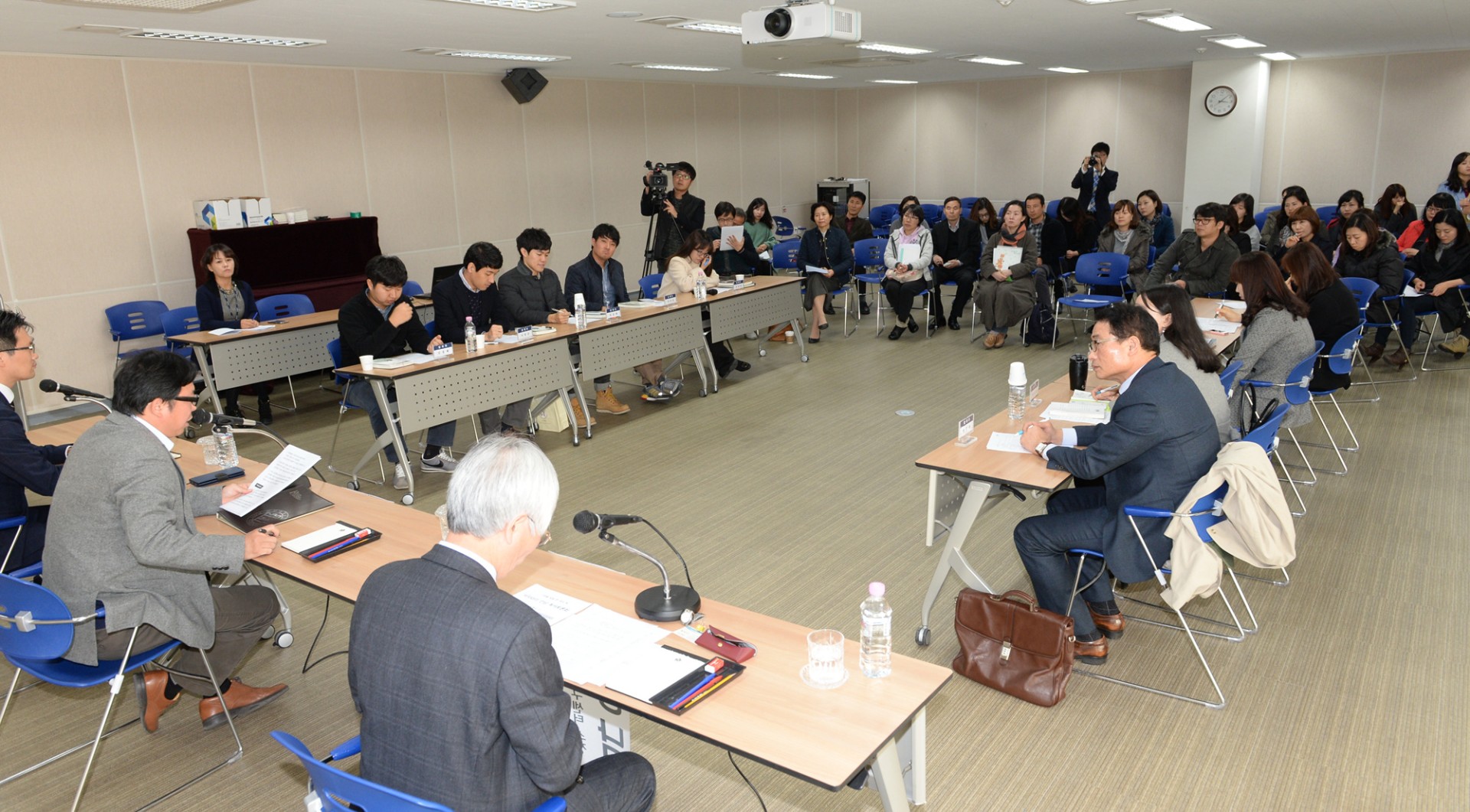 저자와의만남 4