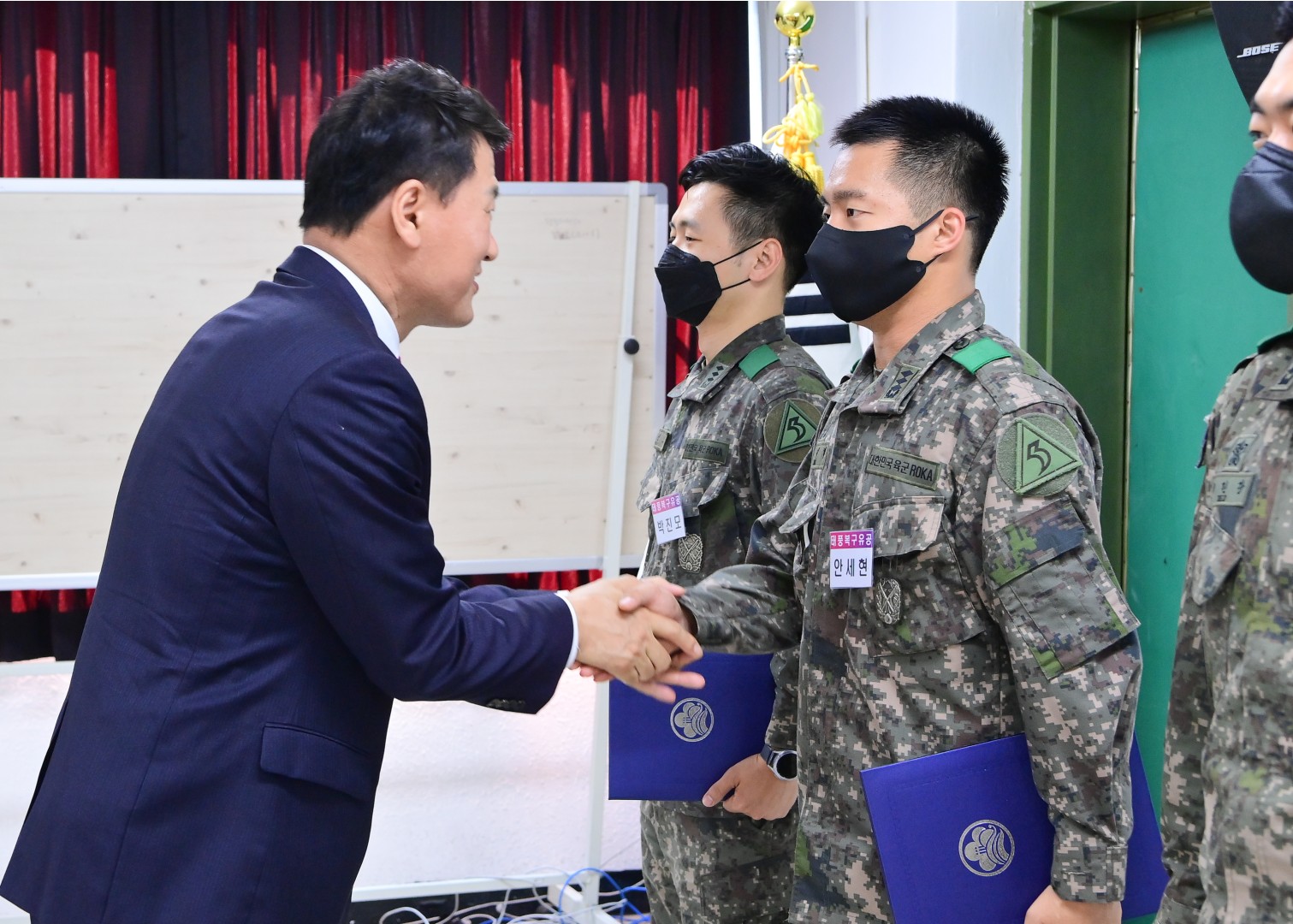 선행구민 및 모범단체원 표창 8