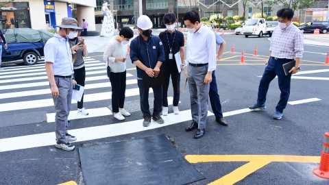 파라다이스 호텔앞 도로