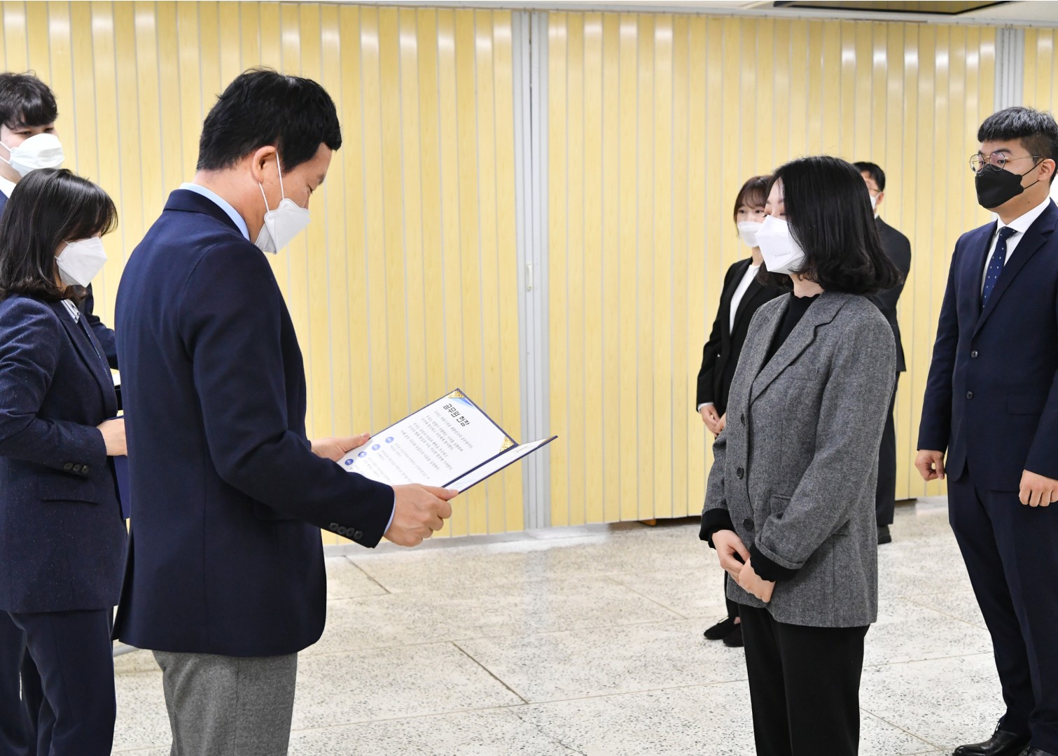 신규 임용장 8