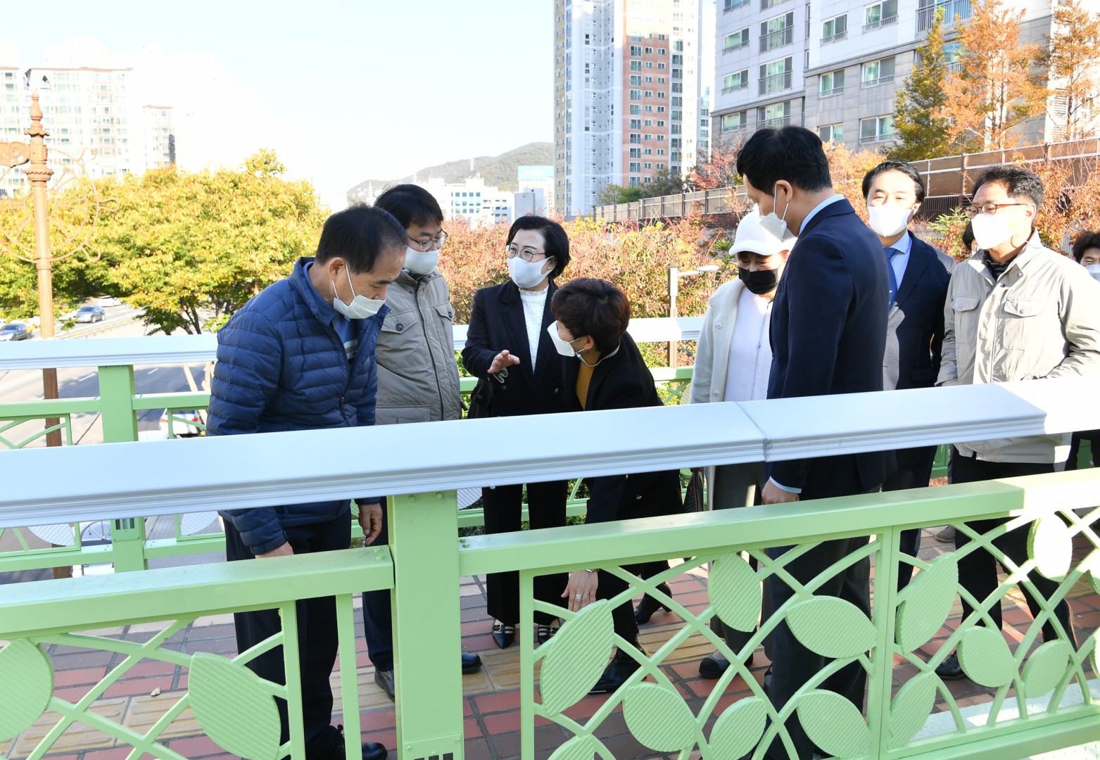 우2동 육교완공 15