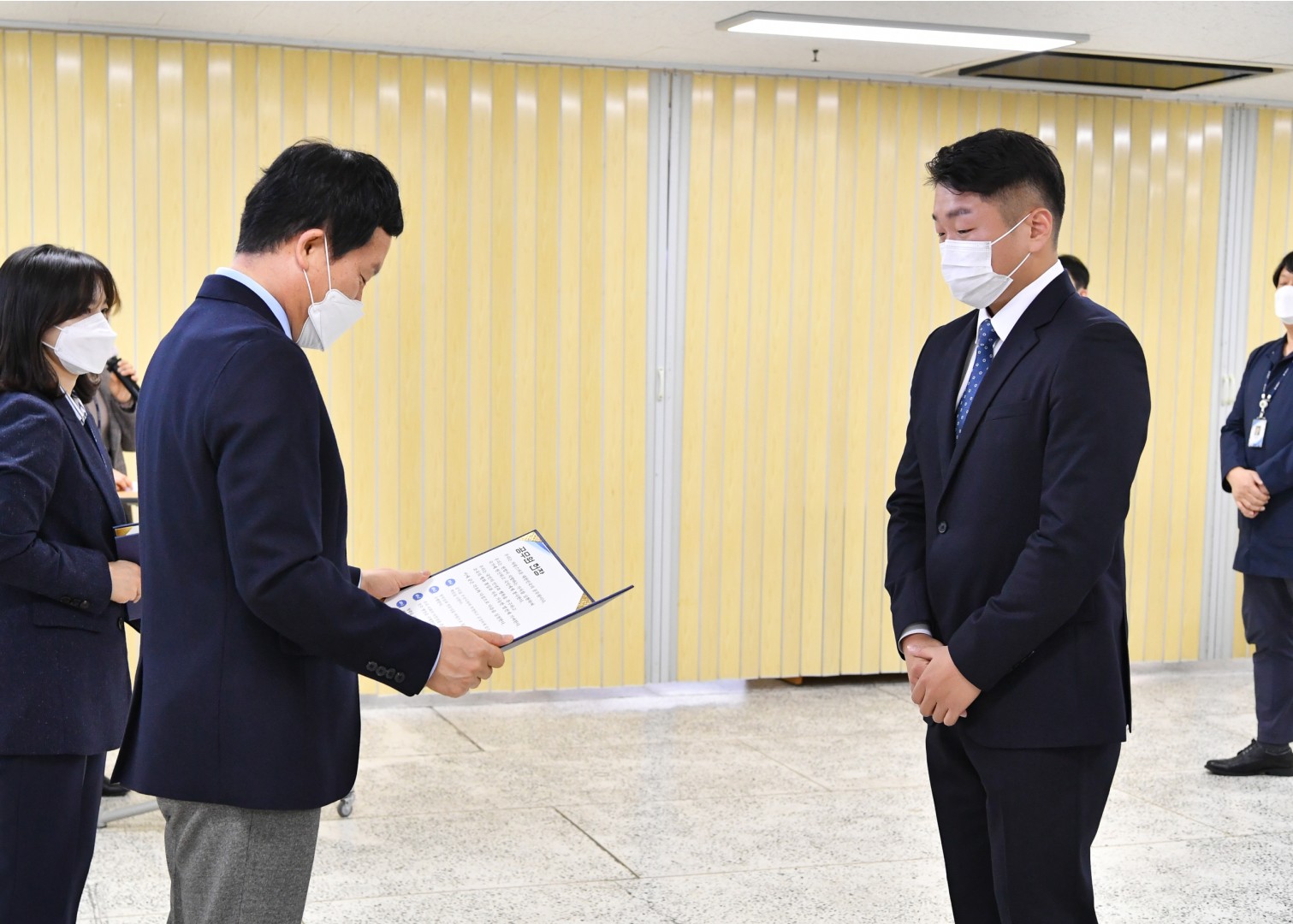 신규 임용장 22