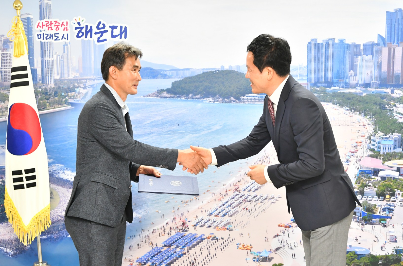 선행구민 단체원 표창전수 10