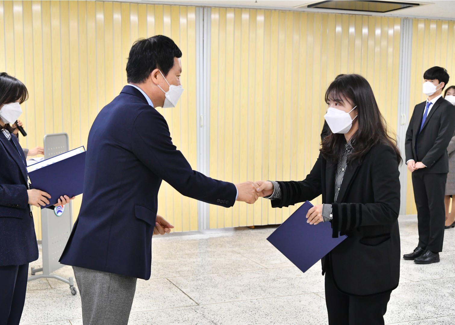 신규 임용장 11
