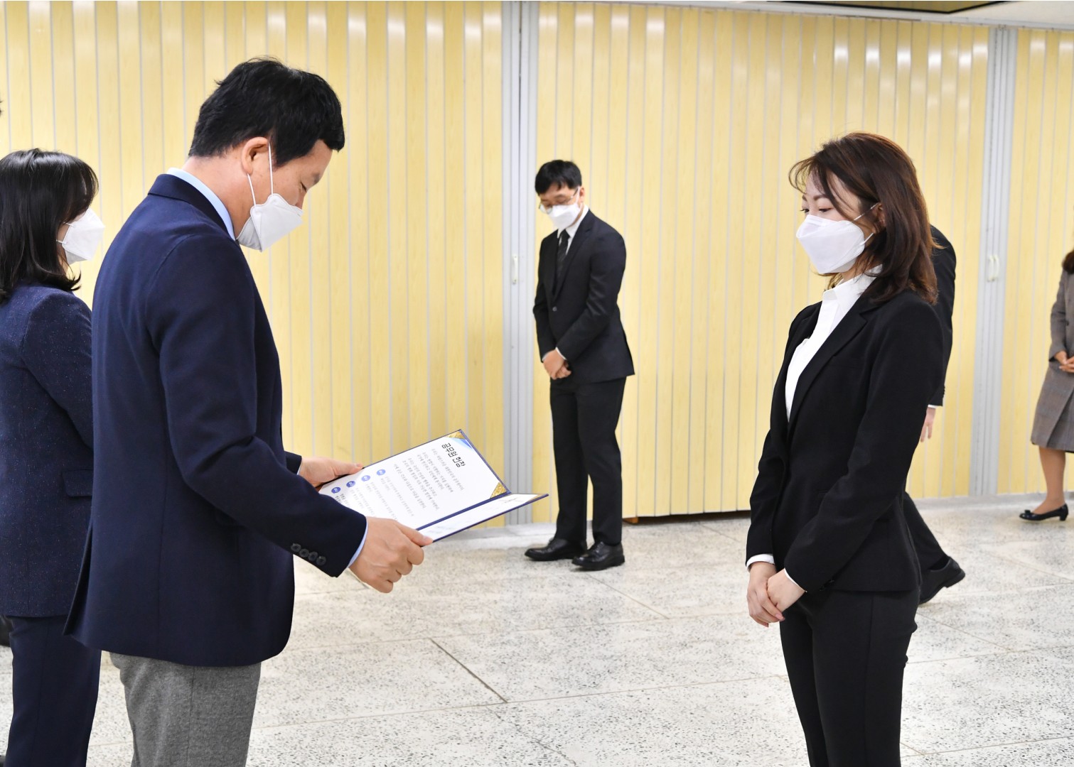 신규 임용장 12