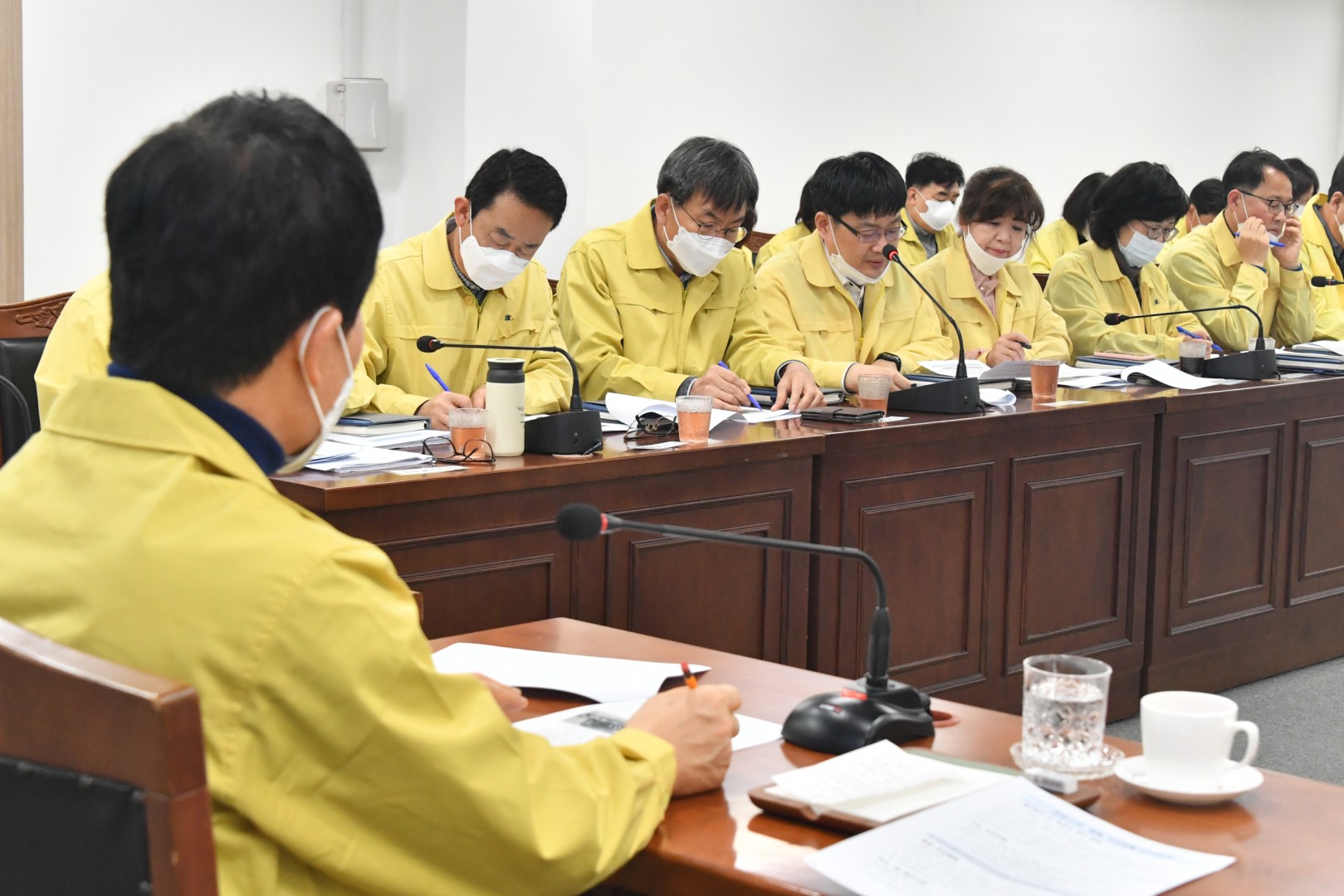 코로나19관련 대책회의 8