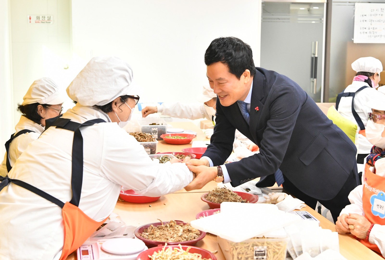 좌1동 어르신공동작업장 방문 2