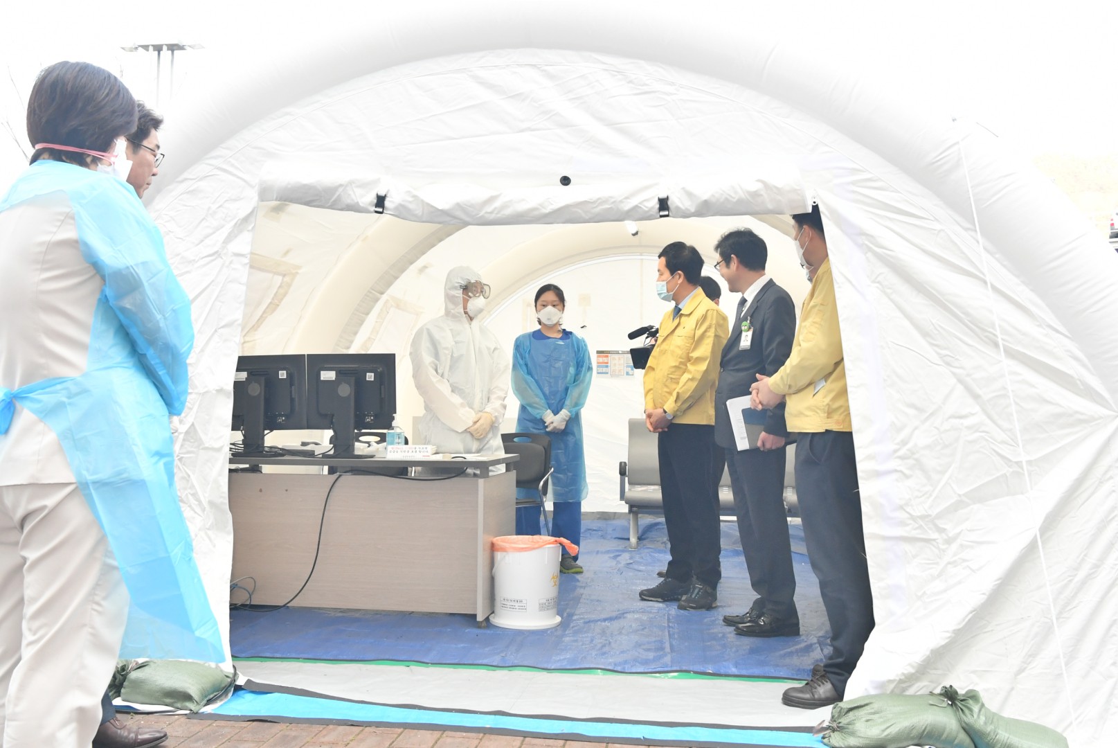 선별진료소 격려 방문 5