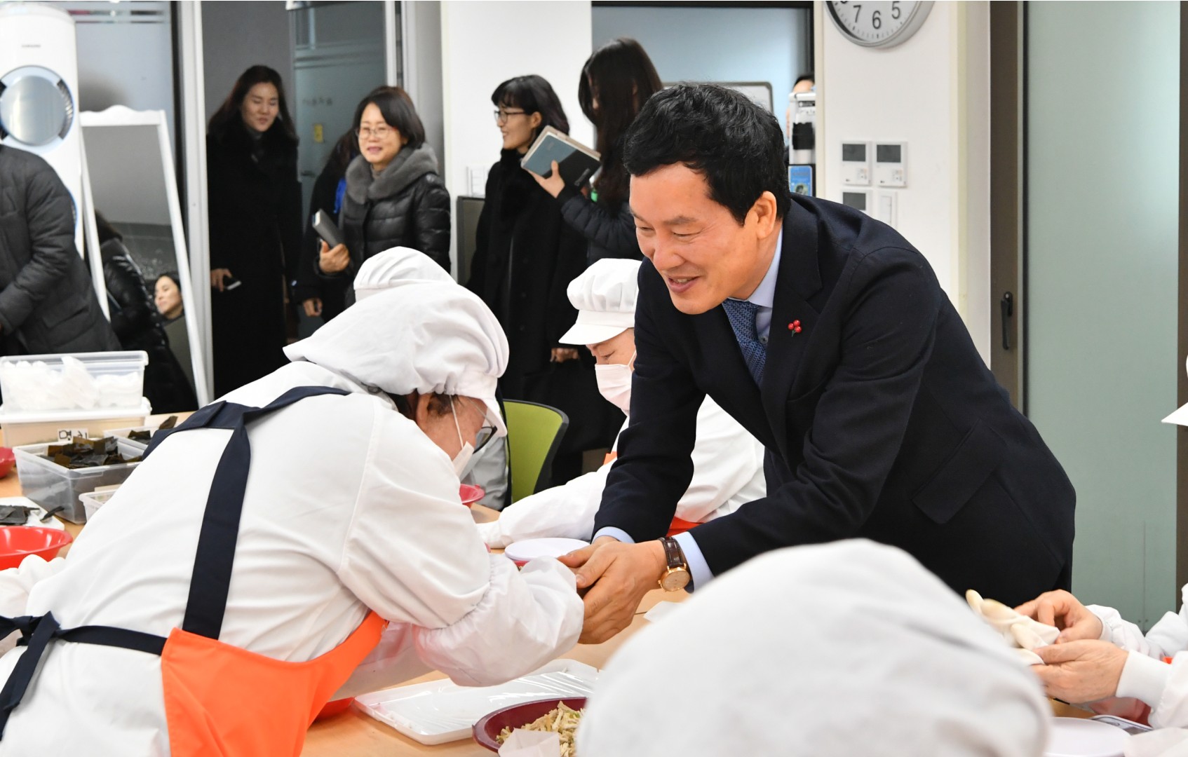 좌1동 어르신공동작업장 방문 1