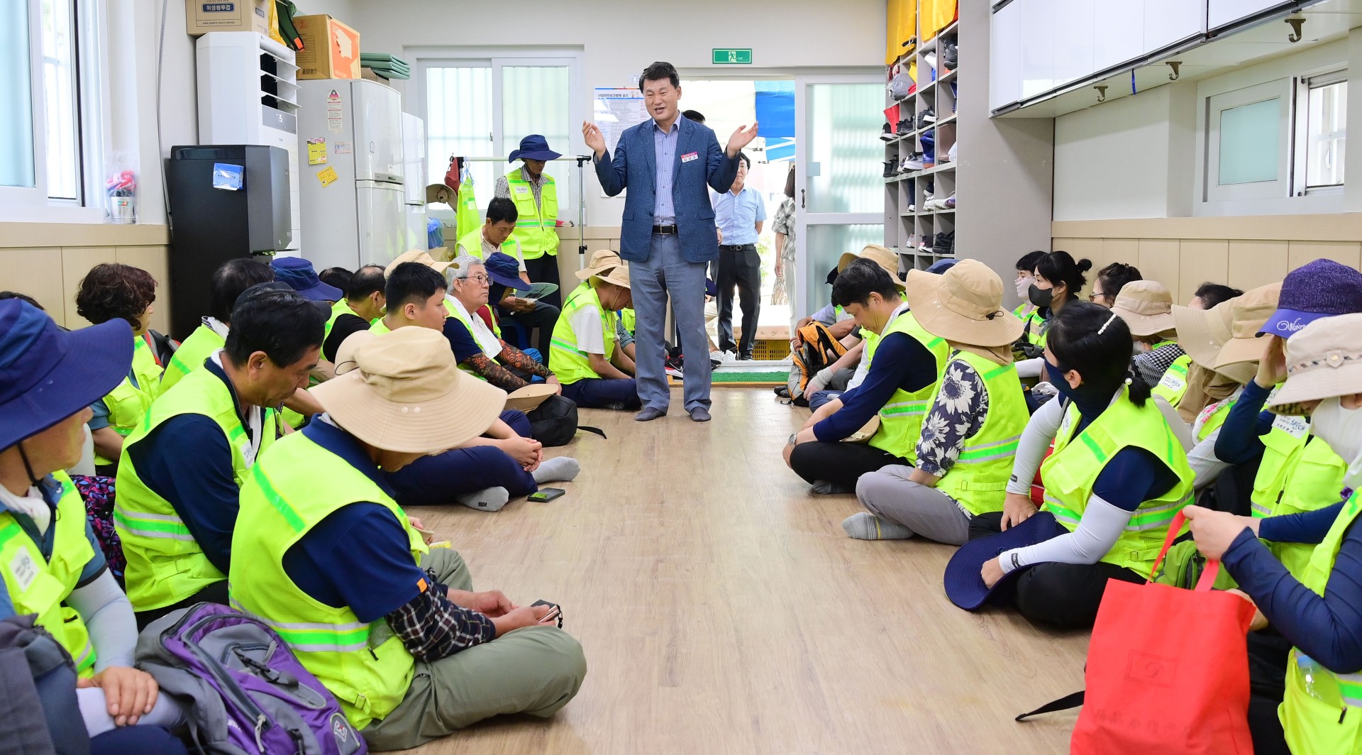 해수욕장 운영 유관기관 근무자 격려(해운대) 2