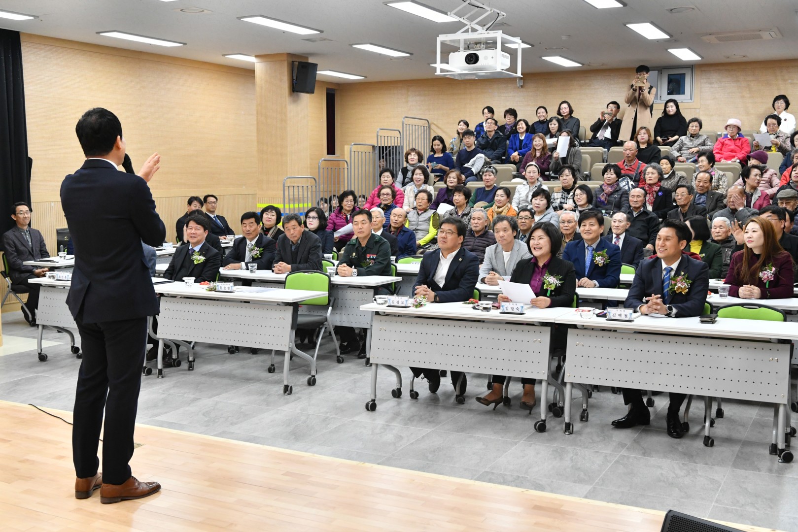 좌4동 동순방 및 문화센터개원식 17