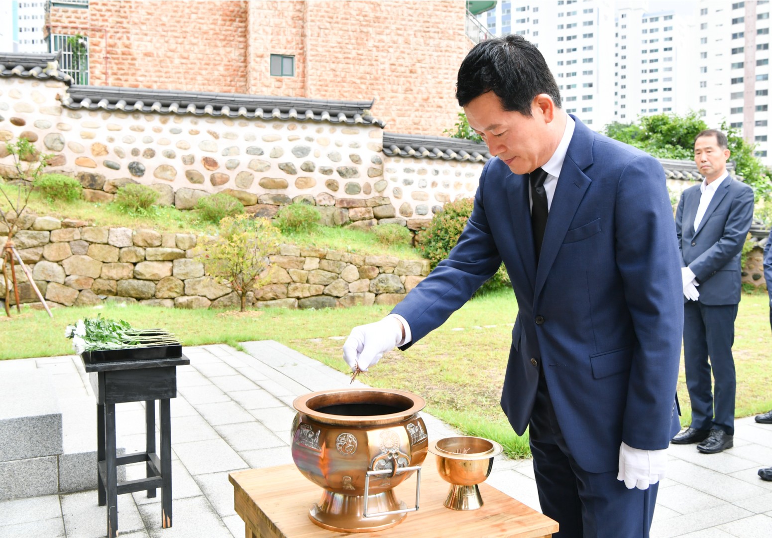 홍순헌구청장 삼절사 참배 5