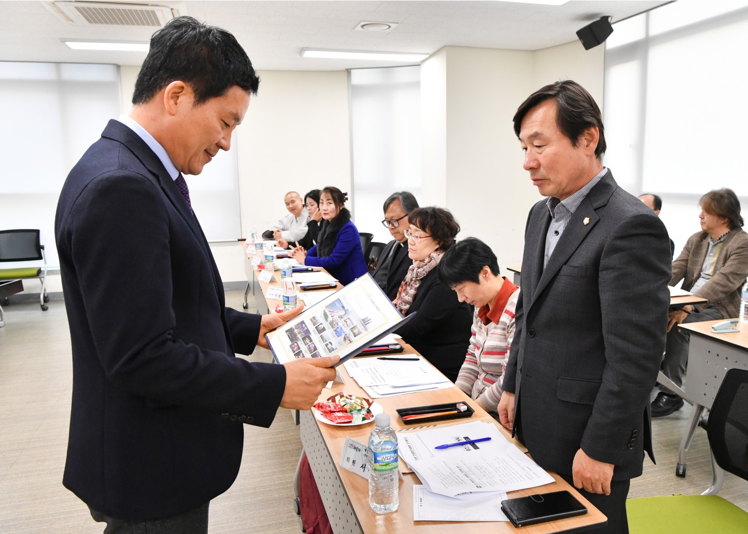 인권증진위워 위촉장 3