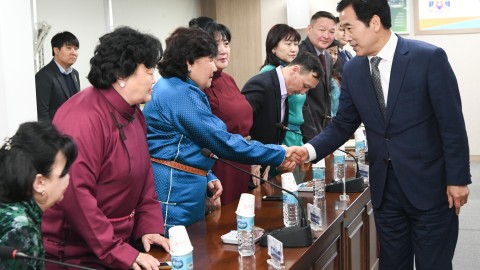 몽골 항올구 방문단