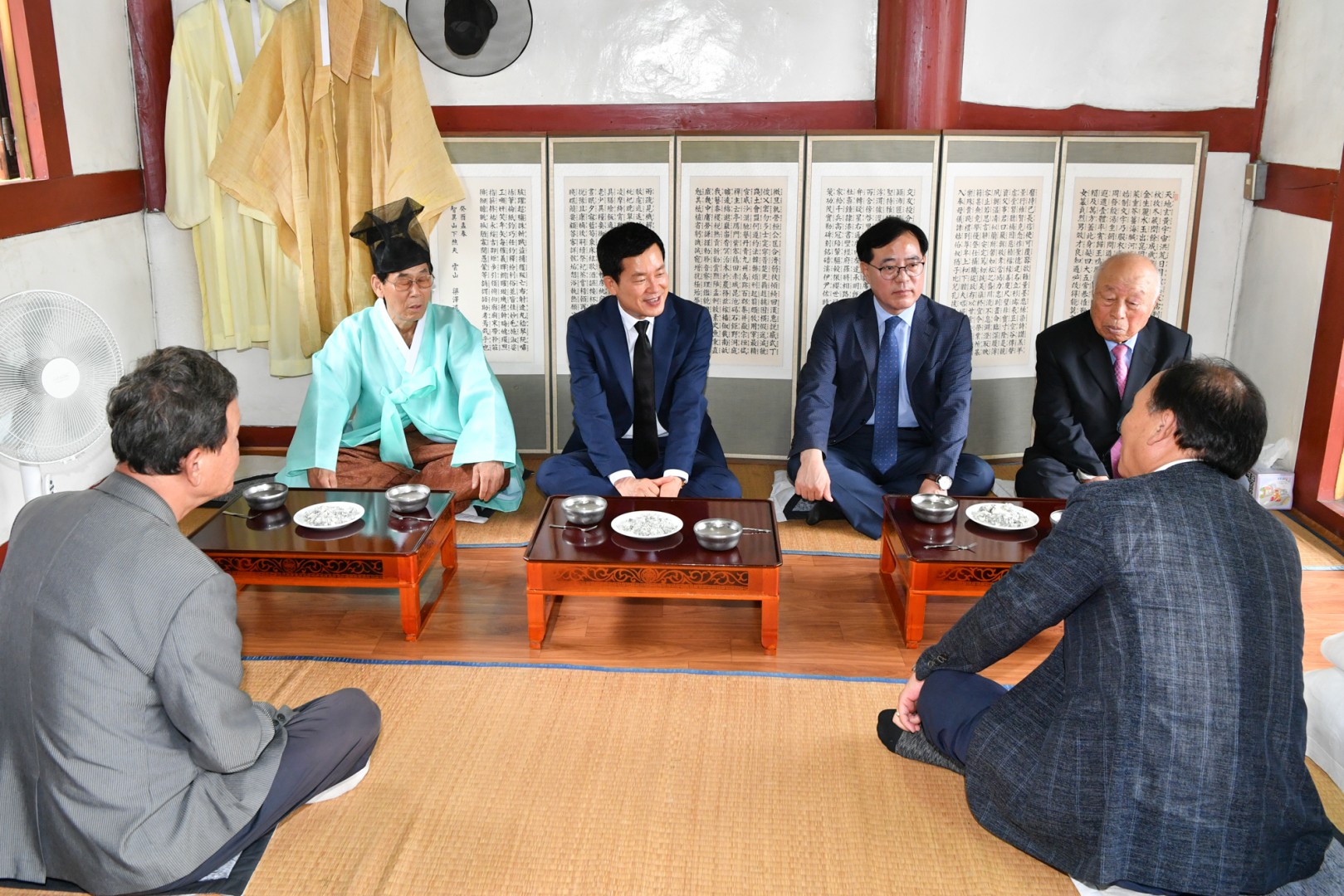 홍순헌구청장 삼절사 참배 10