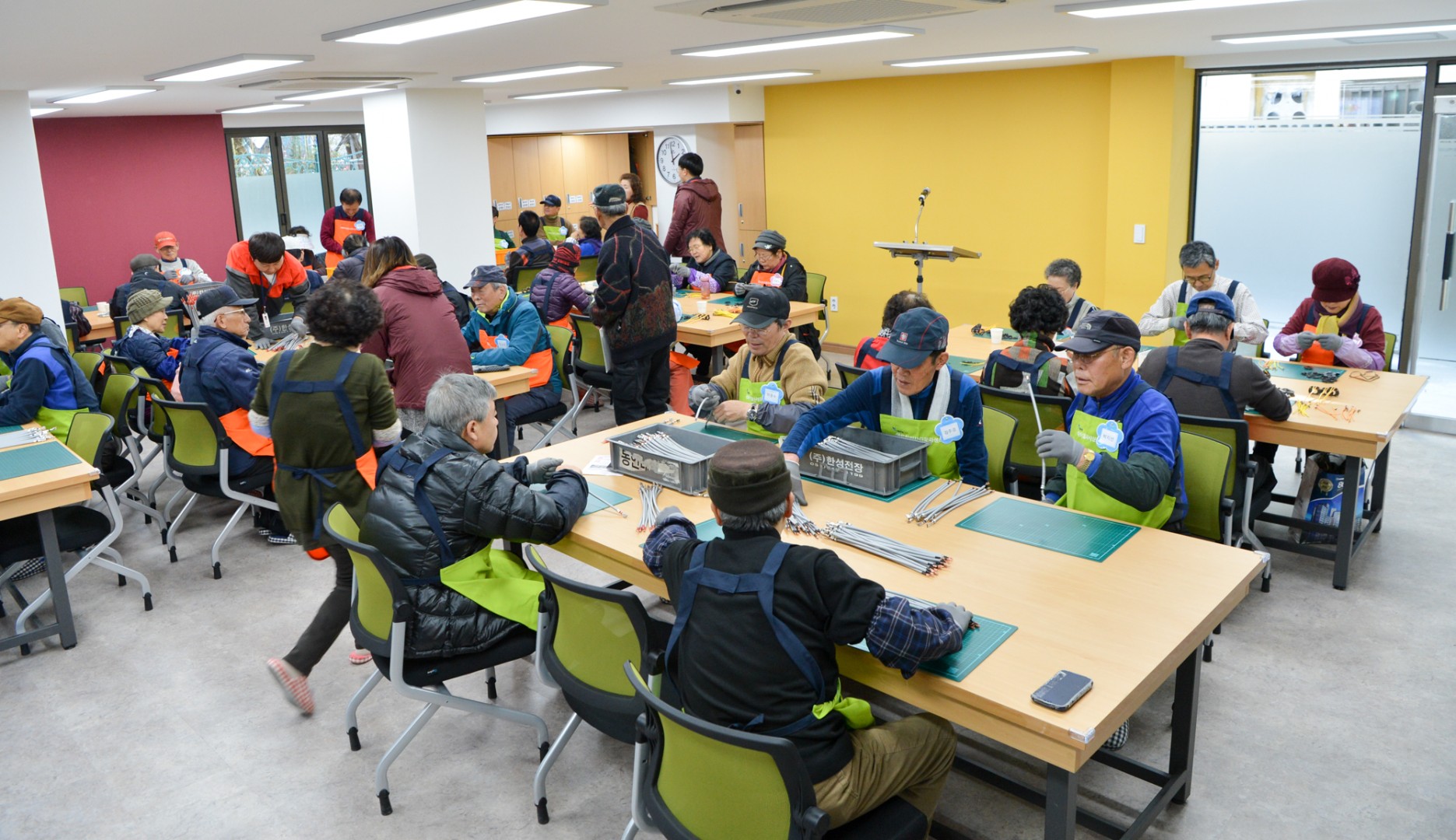 좌1동 어르신공동작업장 개소식 2