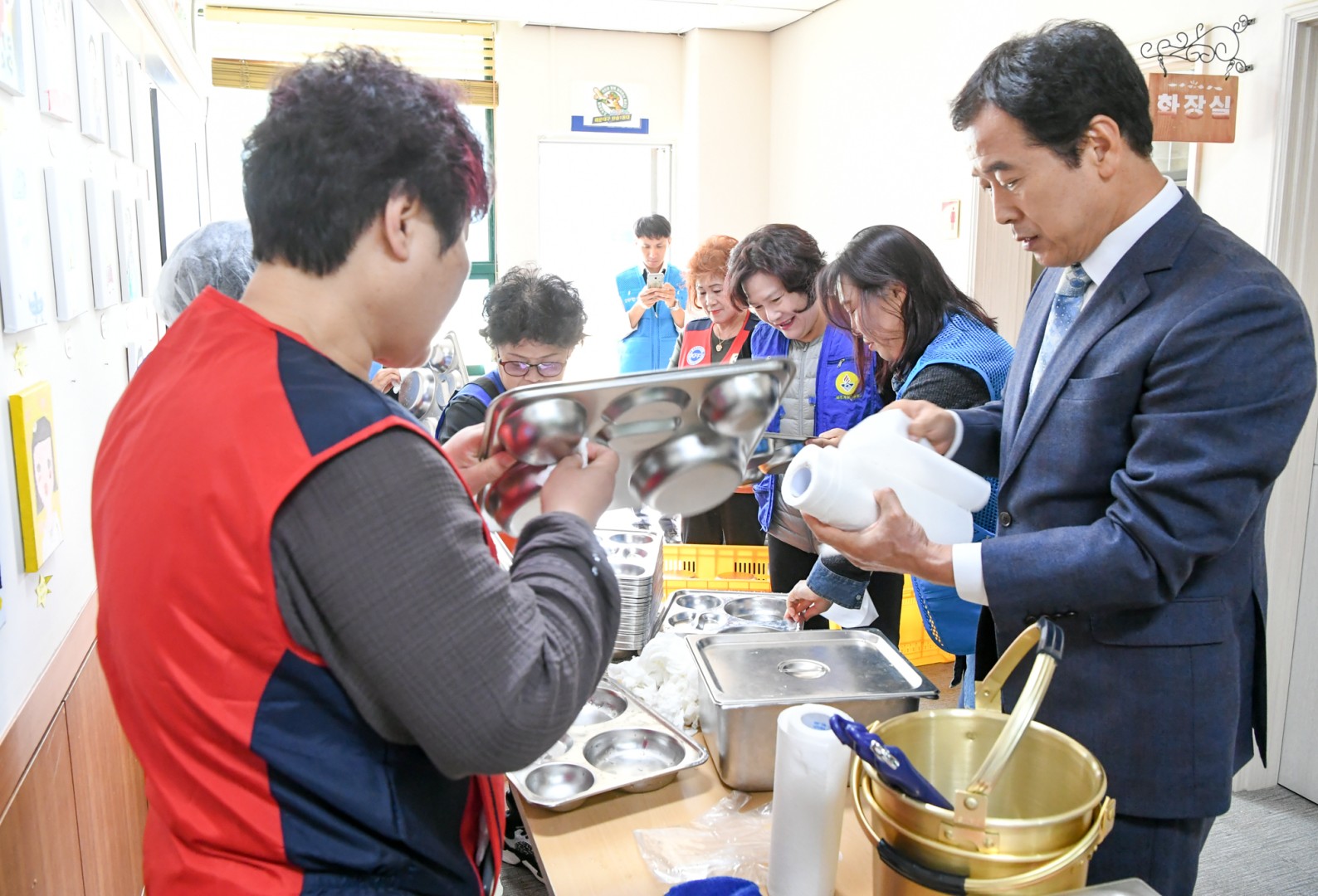 사랑의밥차 자원봉사격려 1