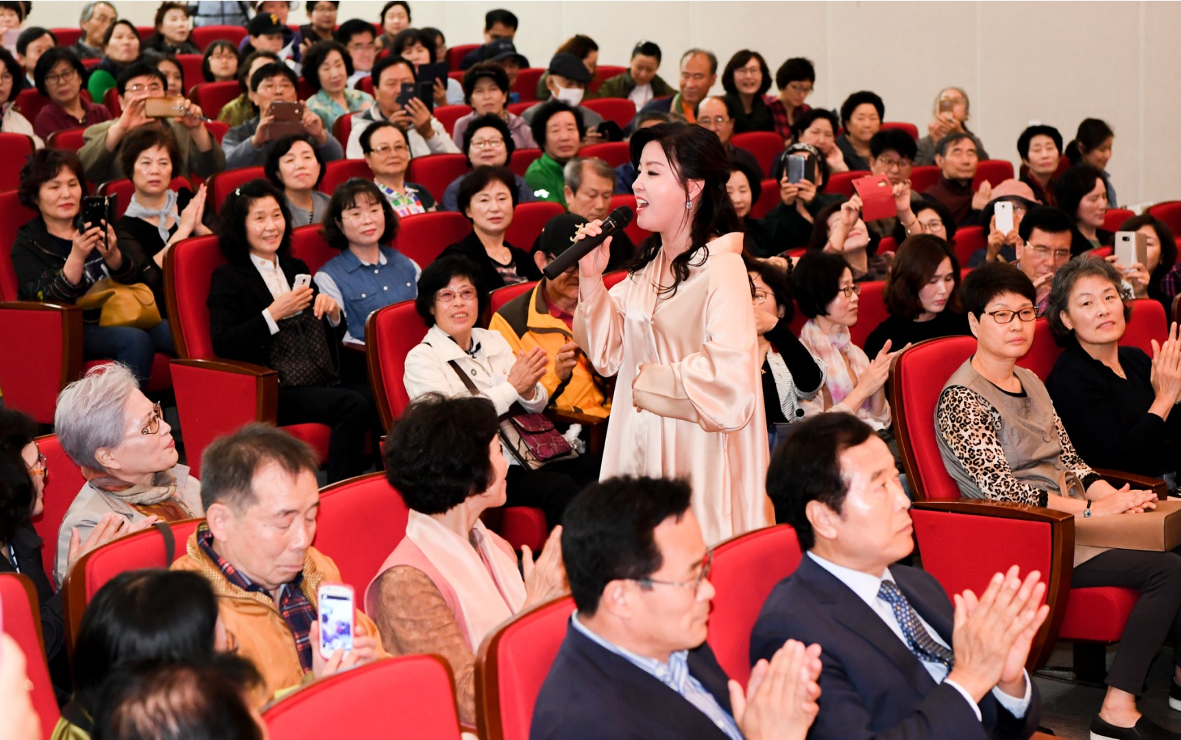 명사초청강연회 2