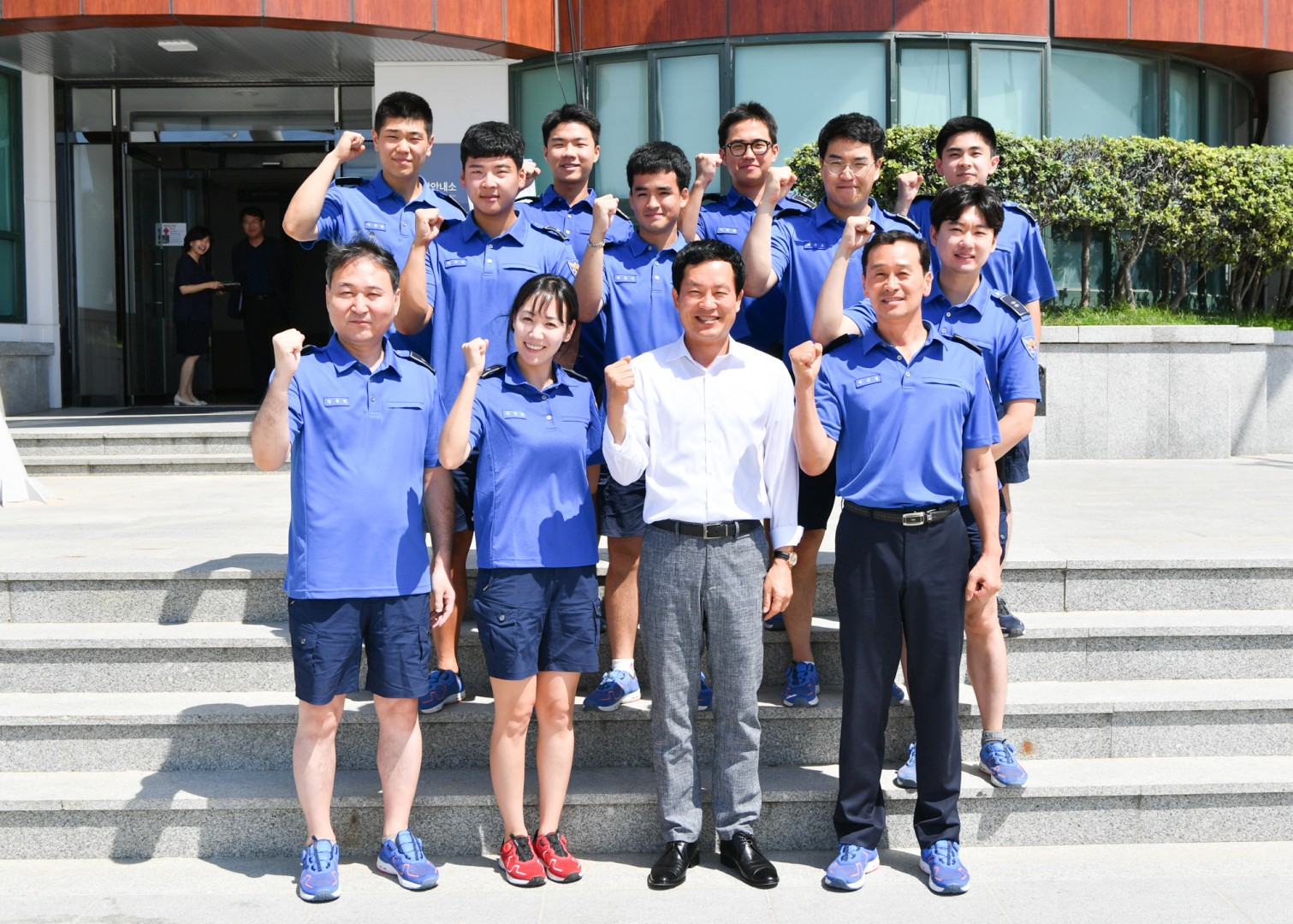 해수욕장 근무 직원 격려 8