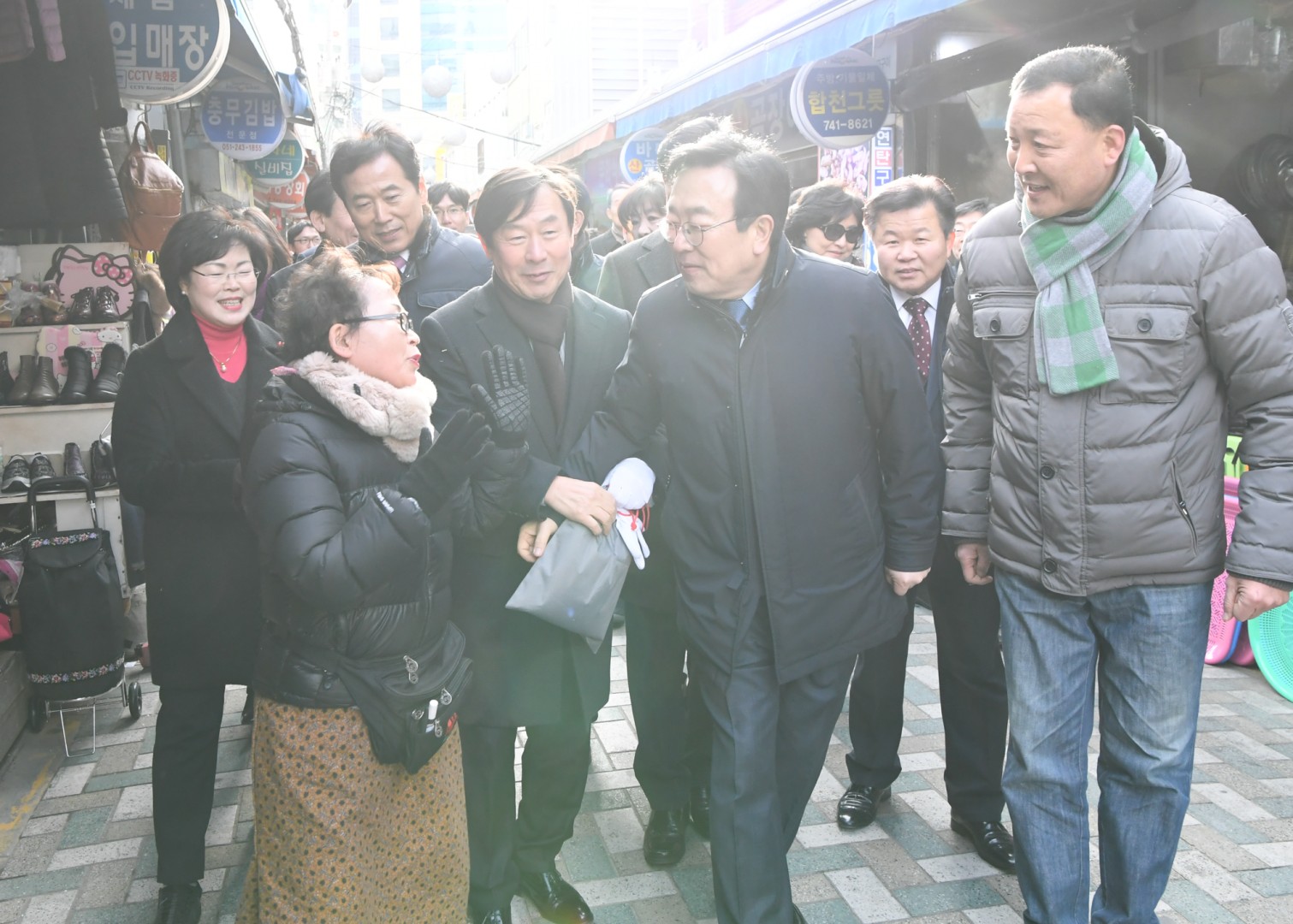 부산광역시장 방문 6