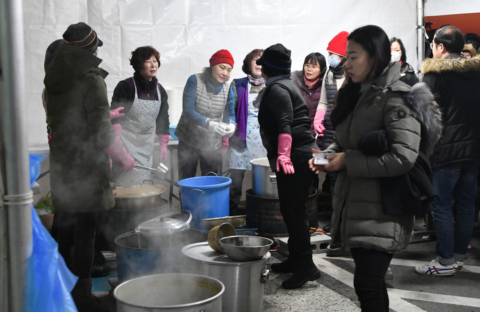 송정 떡국나누기 및 삼절사참배 2