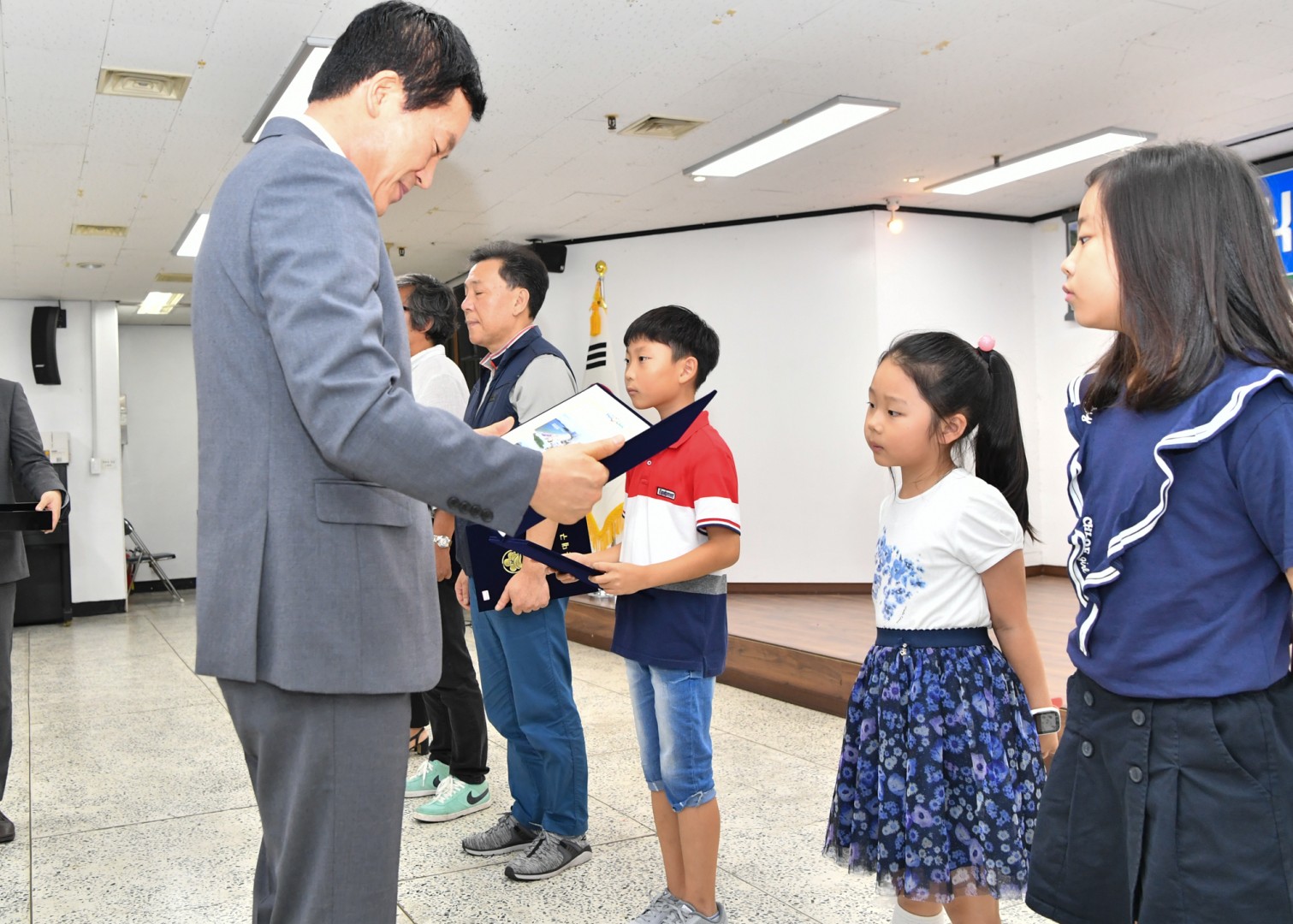 정례조례 및 직장교육 9