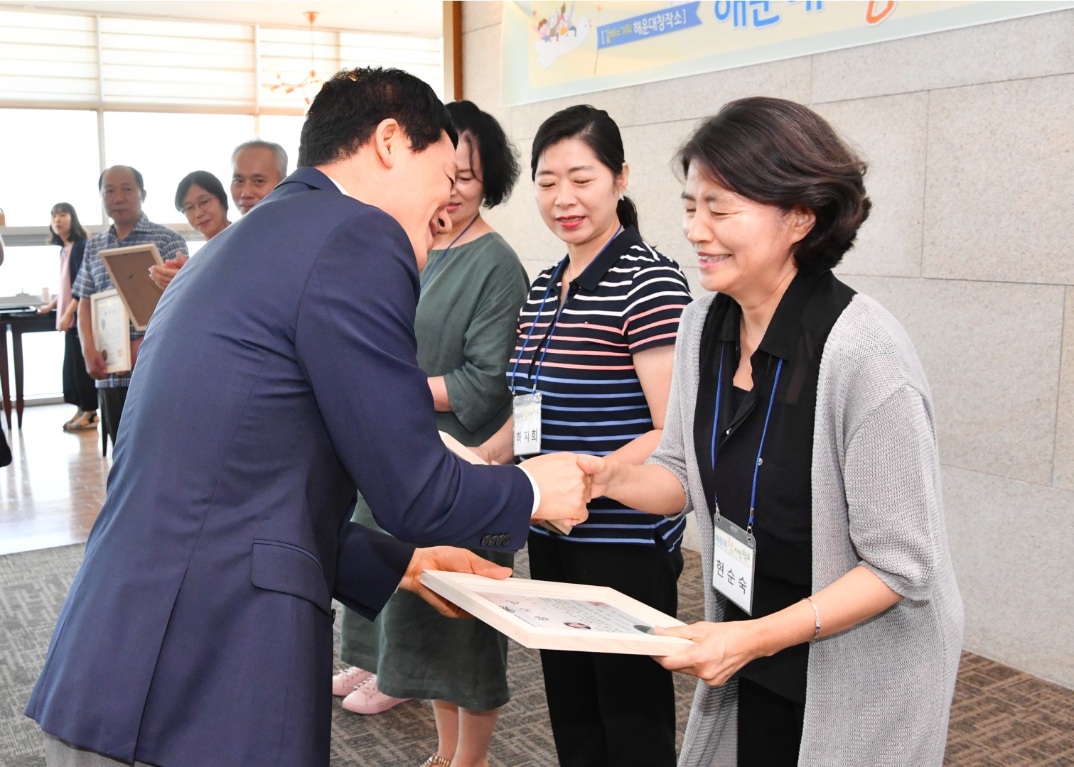 참시민학교 수료식 32