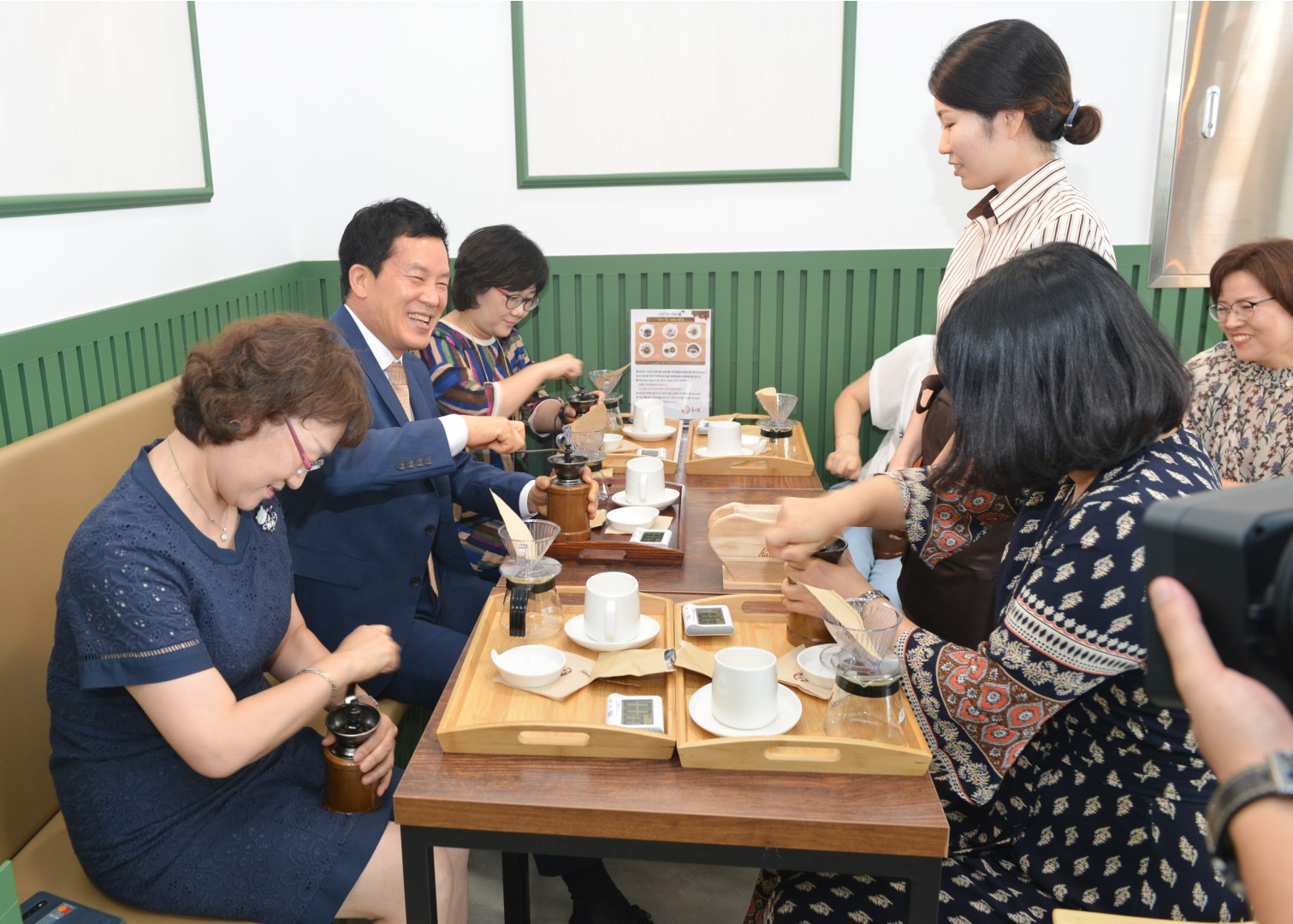 일자리카페 오픈식 18