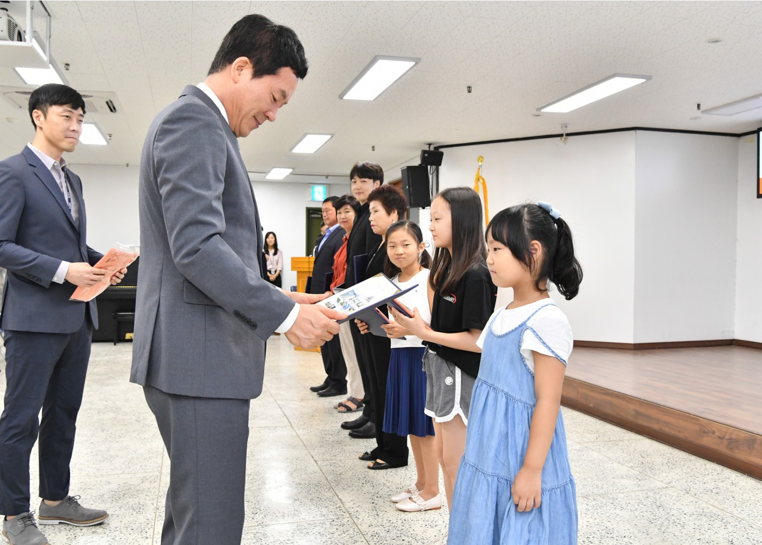 정례조례 및 직장교육 14