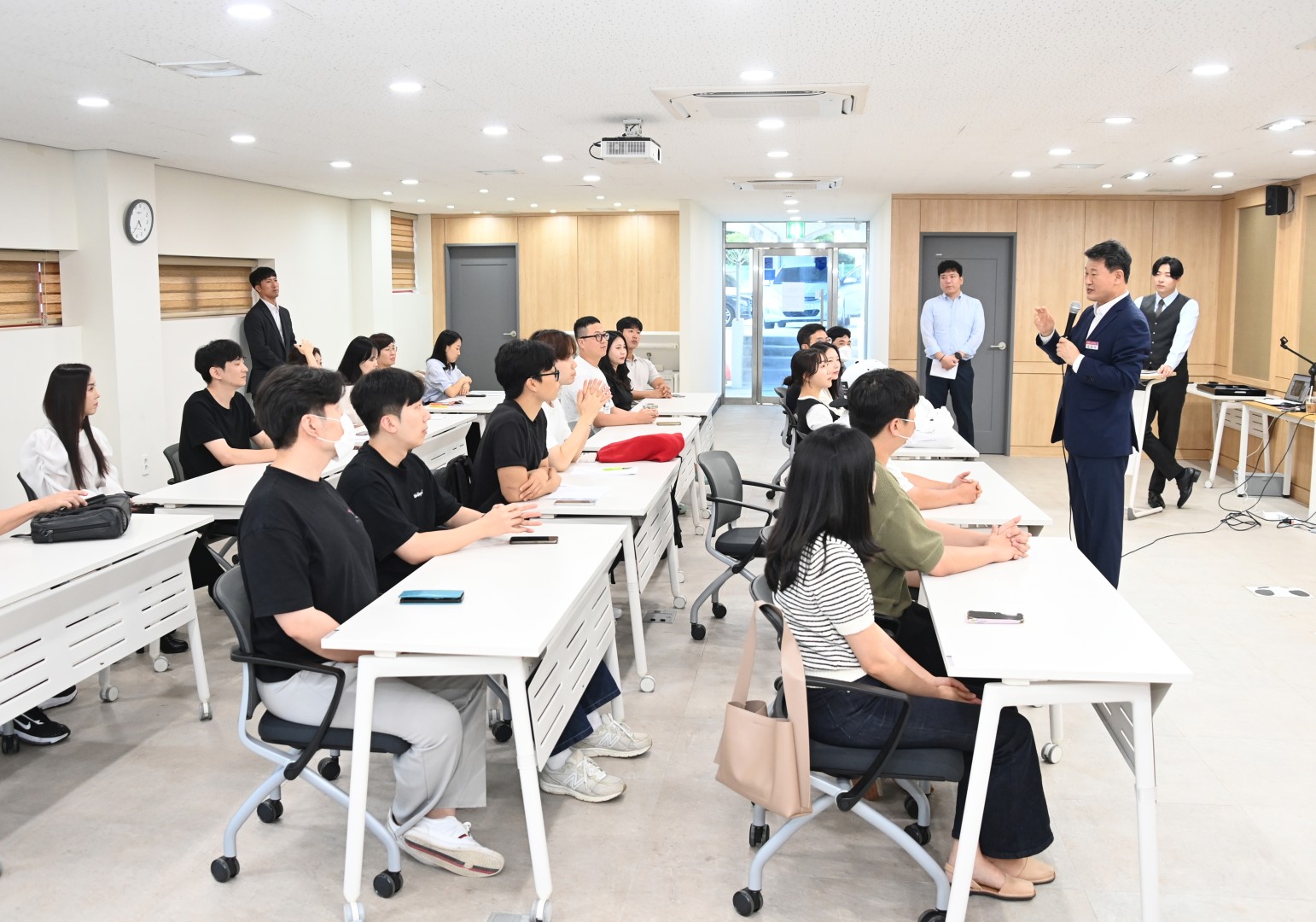 청년크리에이터 영상제작 상영회 및 시상식 4
