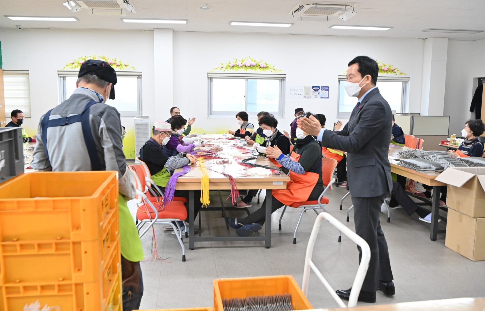 어르신작업장 방문 1