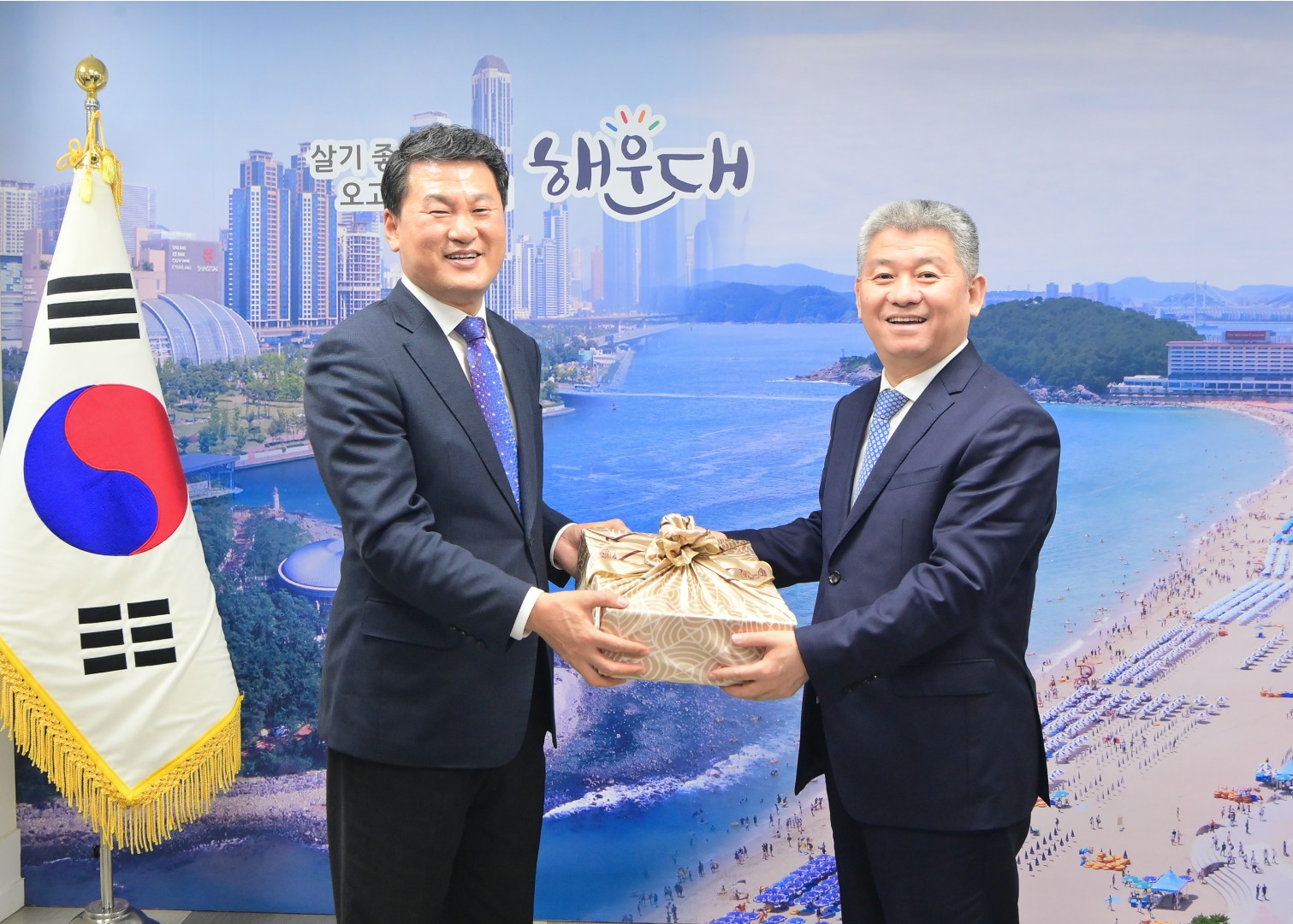 중국 일조시 (르자오) 접견 8