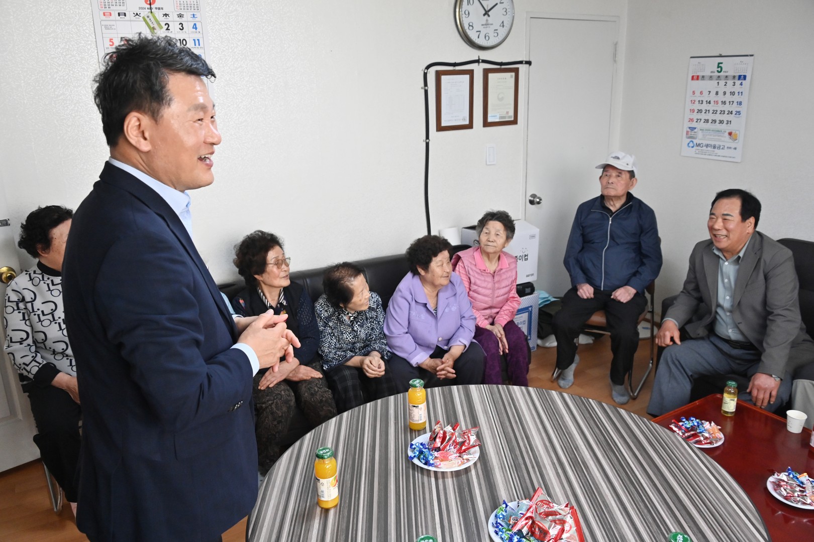 경로당 방문(반여동) 3