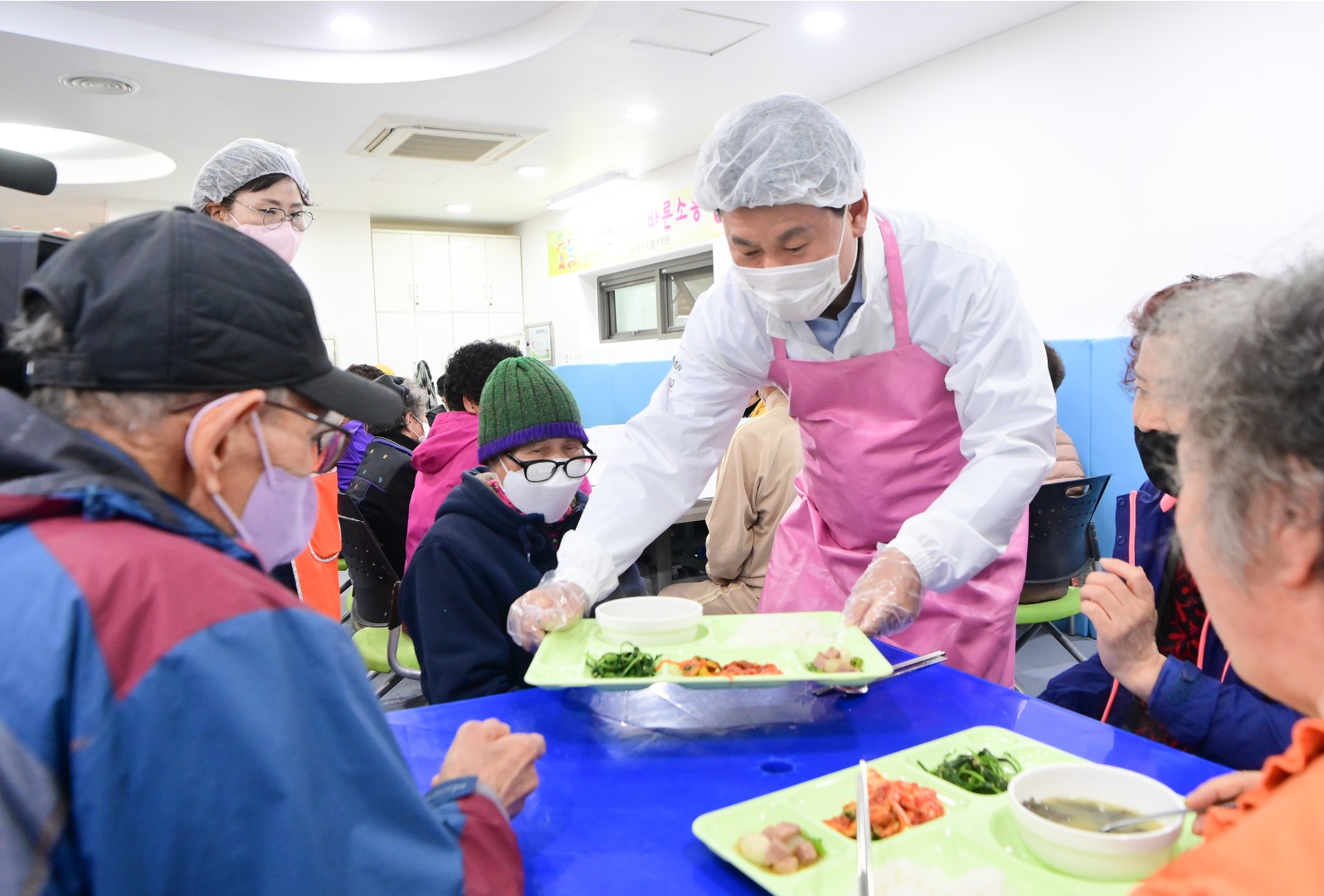 사랑의밥차 봉사 1