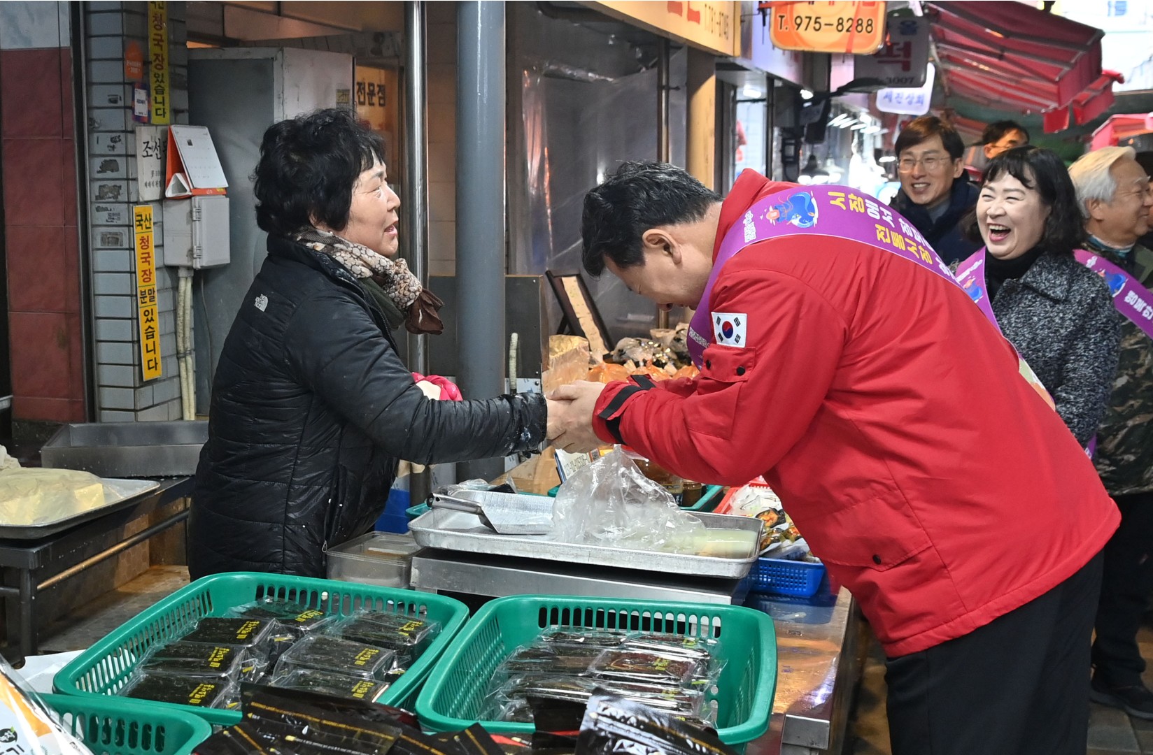 설 맞이 전통시장 방문(반여2동) 21