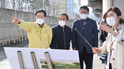고가교 하부 바람숲길 조성 현장