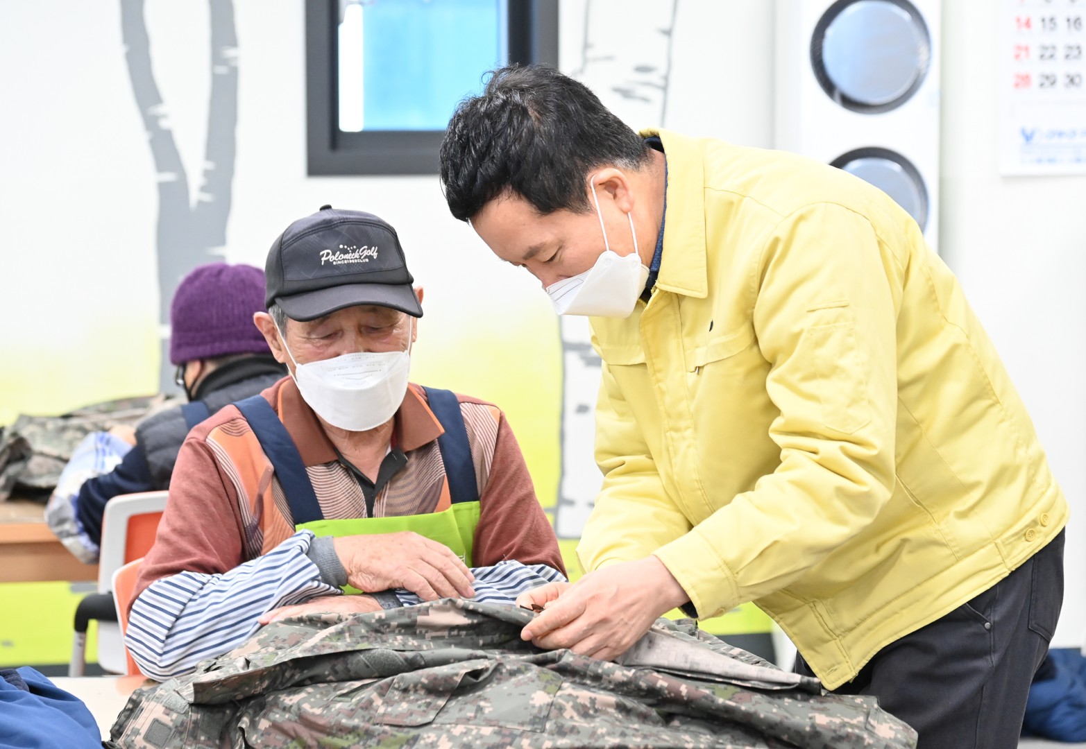 어르신 공동작업장방문 5