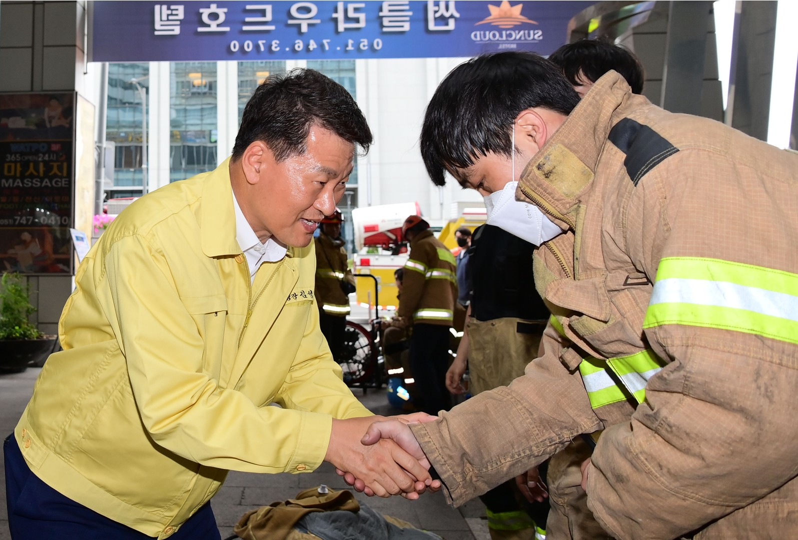 해운대 씨클라우드 호텔 화재 현장 방문 7