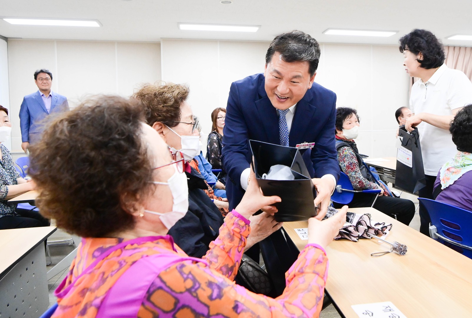 바르게살기 효도지팡이 11
