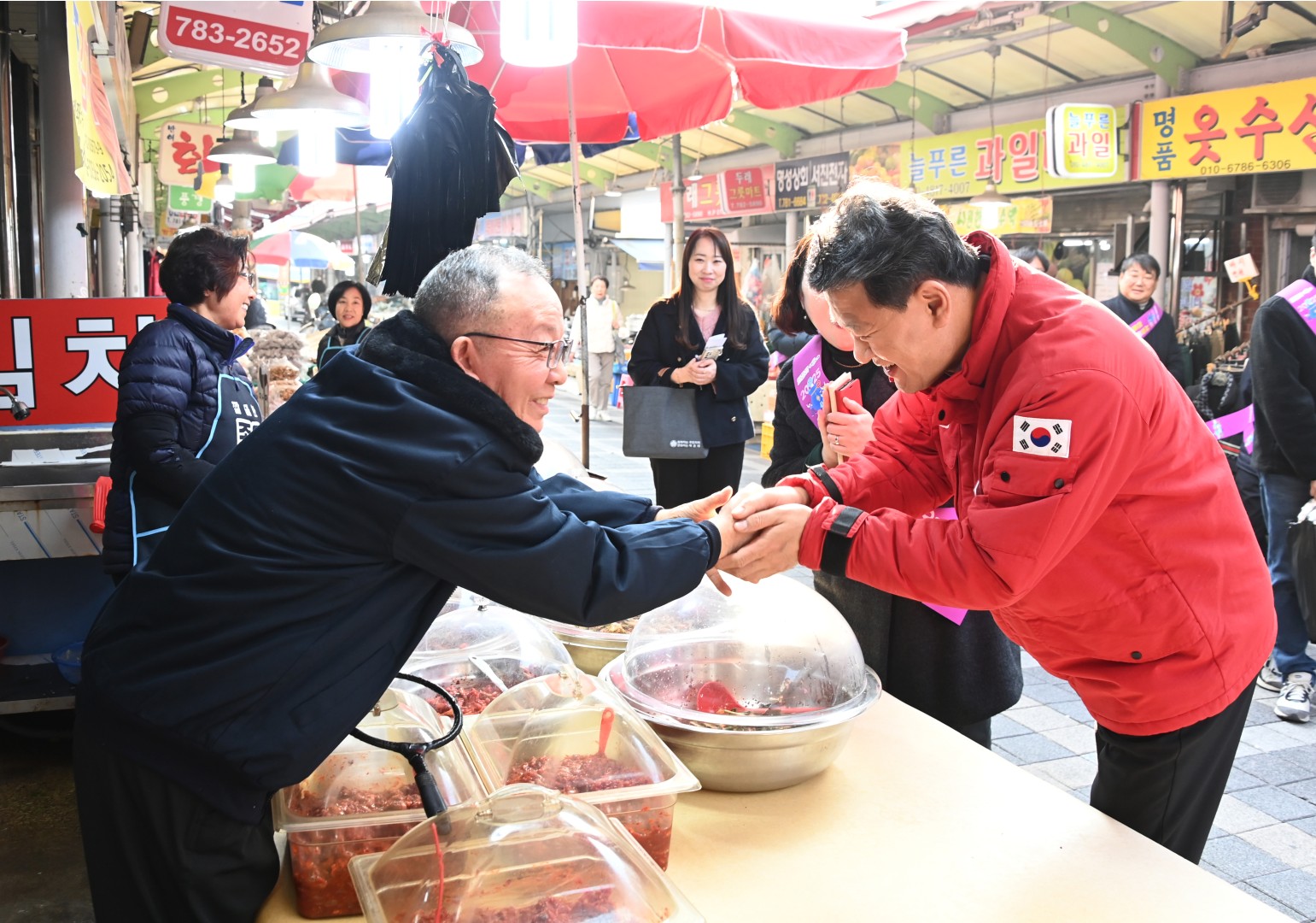설 맞이 전통시장방문(반여시장,반여2동상가시장) 4