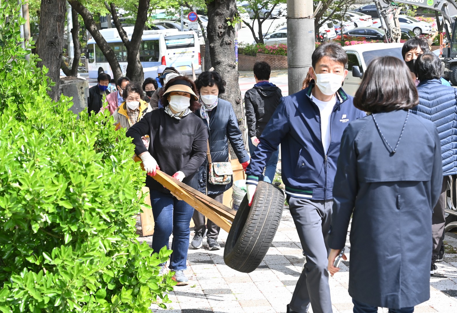 반여3동 노후시설물 및 불결지 정비 15