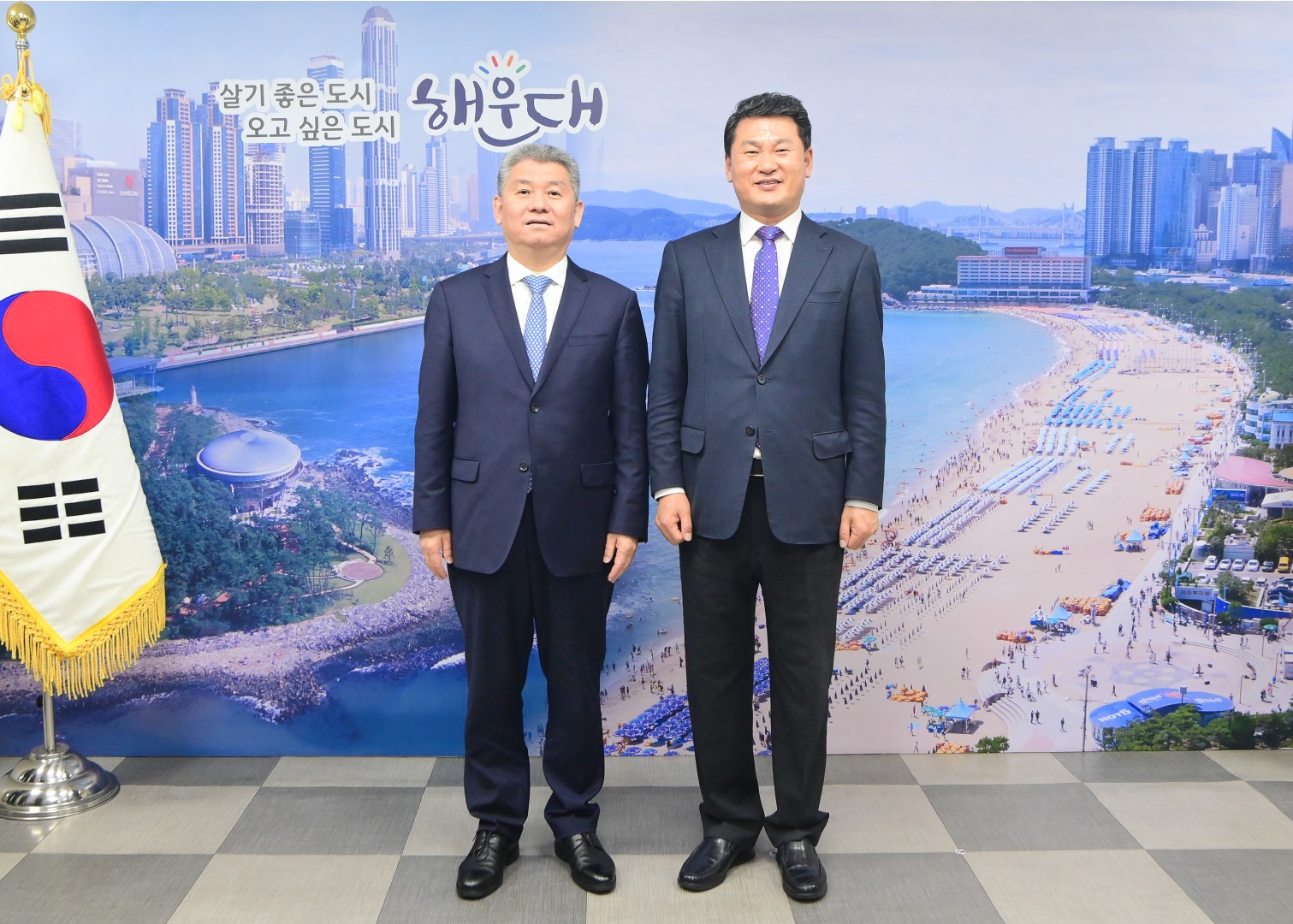 중국 일조시 (르자오) 접견 10