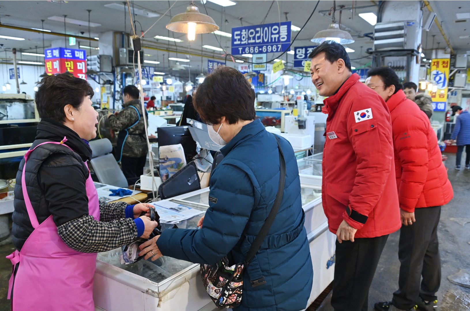 설 맞이 전통시장 방문(반여농산물시장) 3