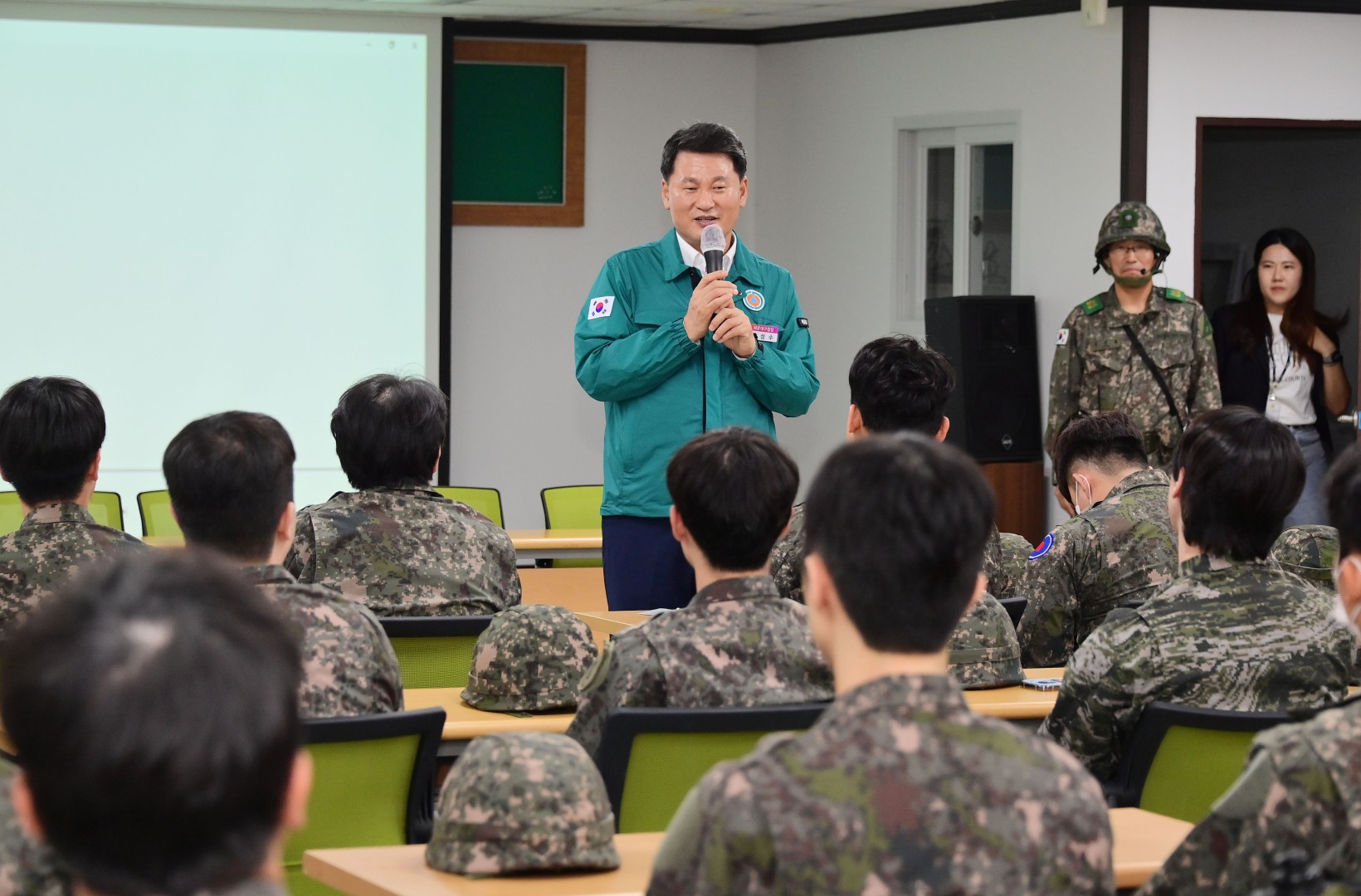 예비군 훈련 방문 격려 14