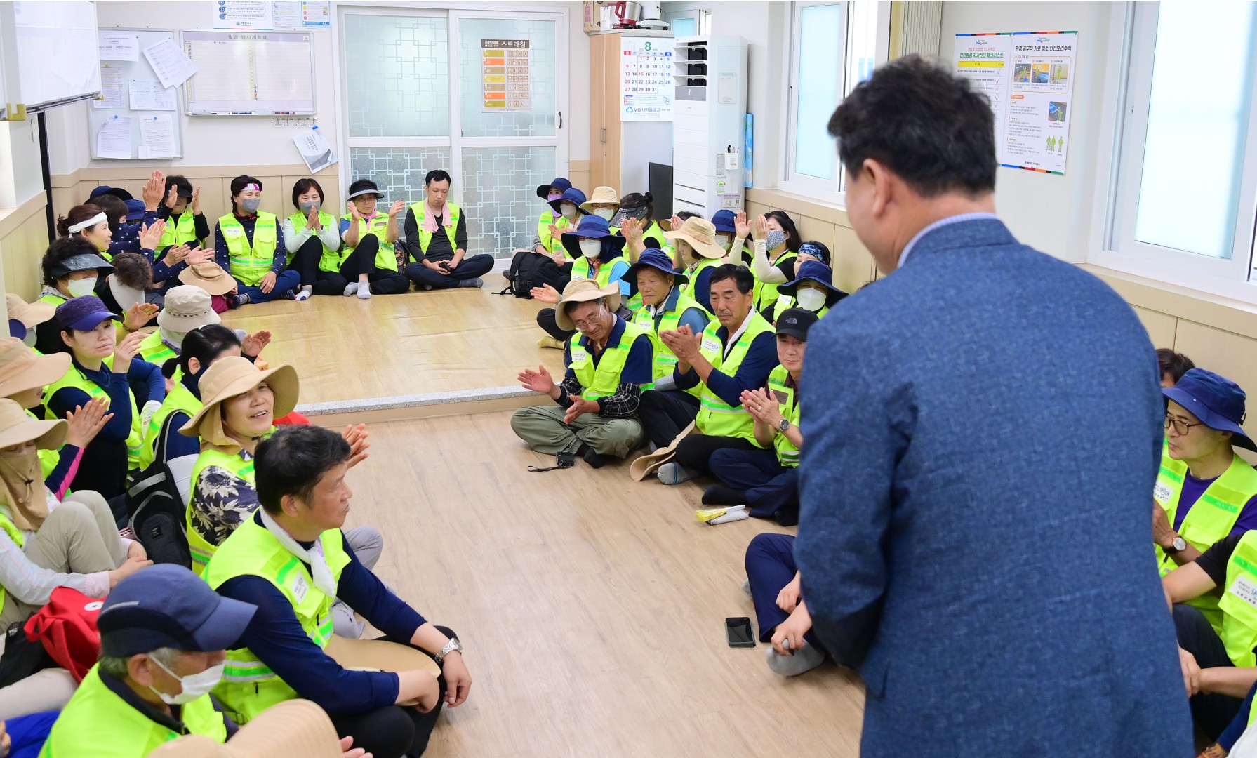 해수욕장 운영 유관기관 근무자 격려(해운대) 7