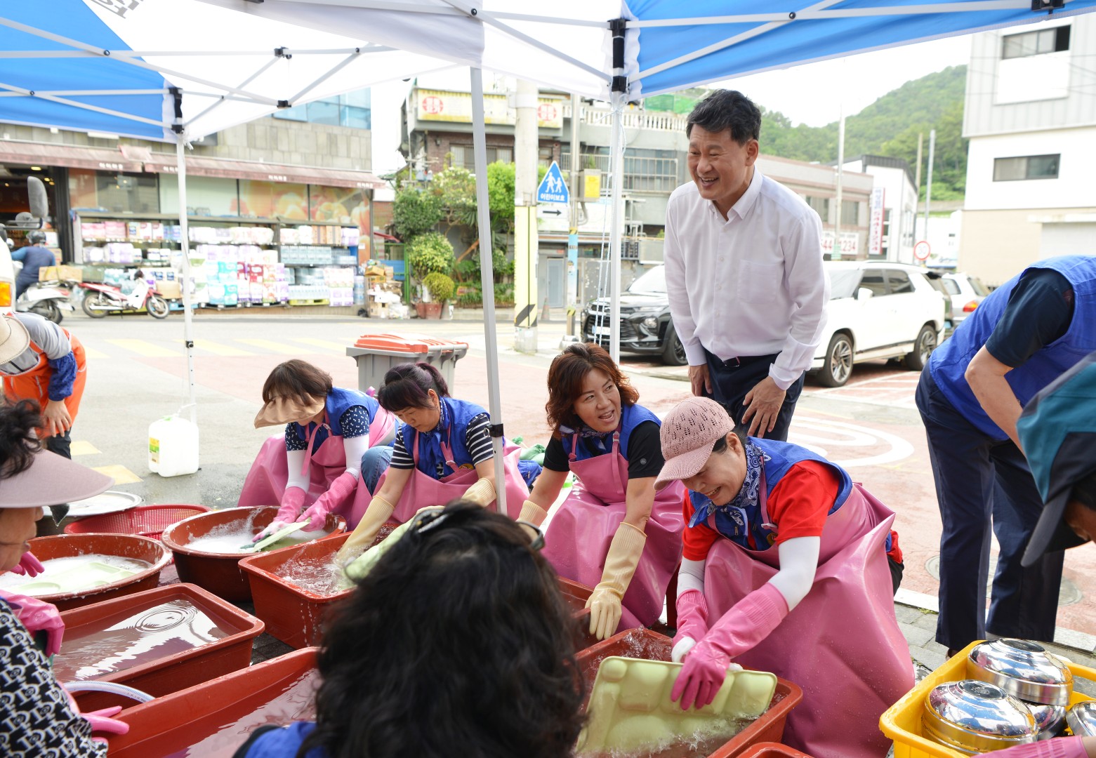 사랑의 밥차 14